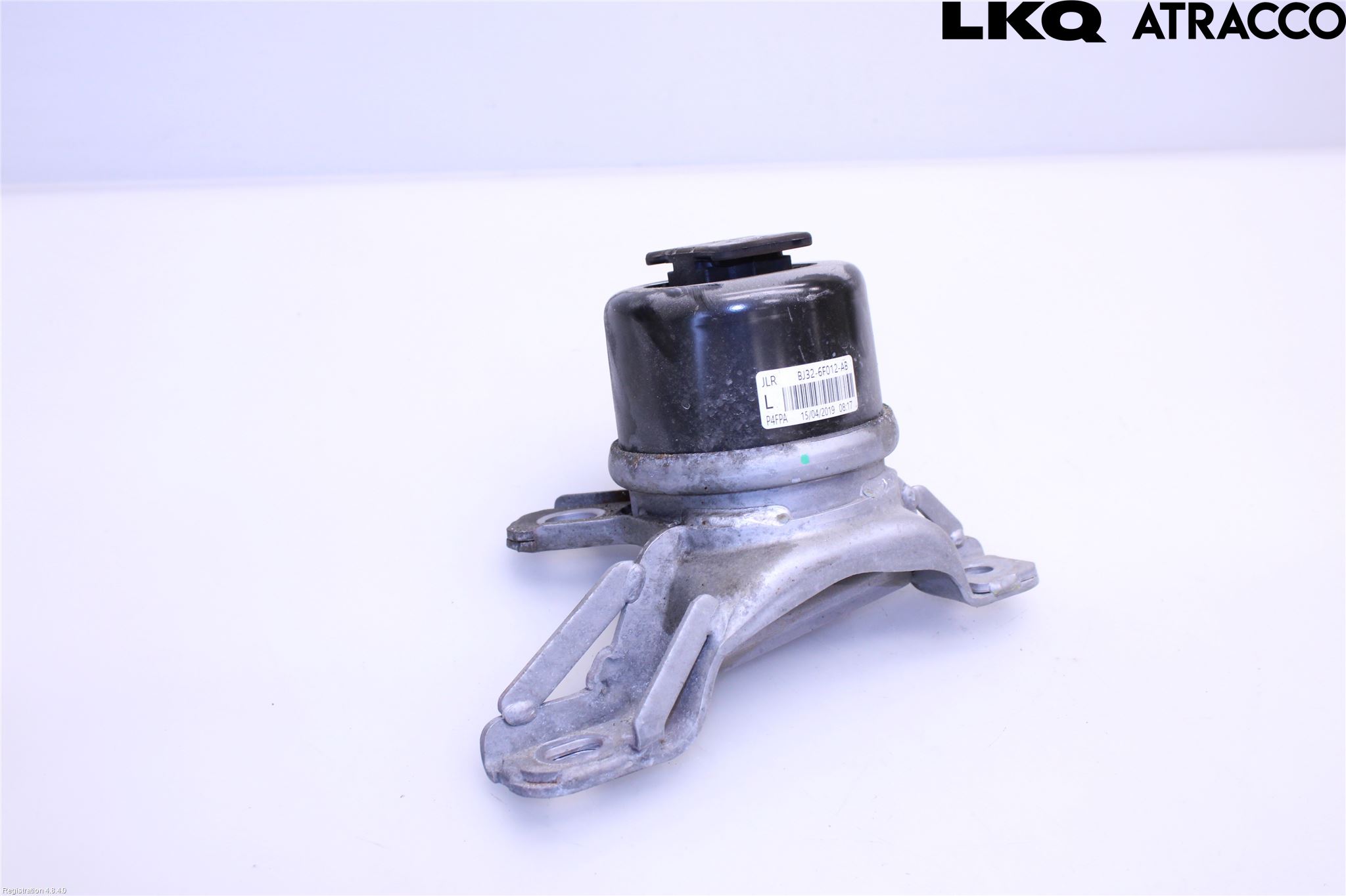 Jaguar E-PACE 17- Motorfäste