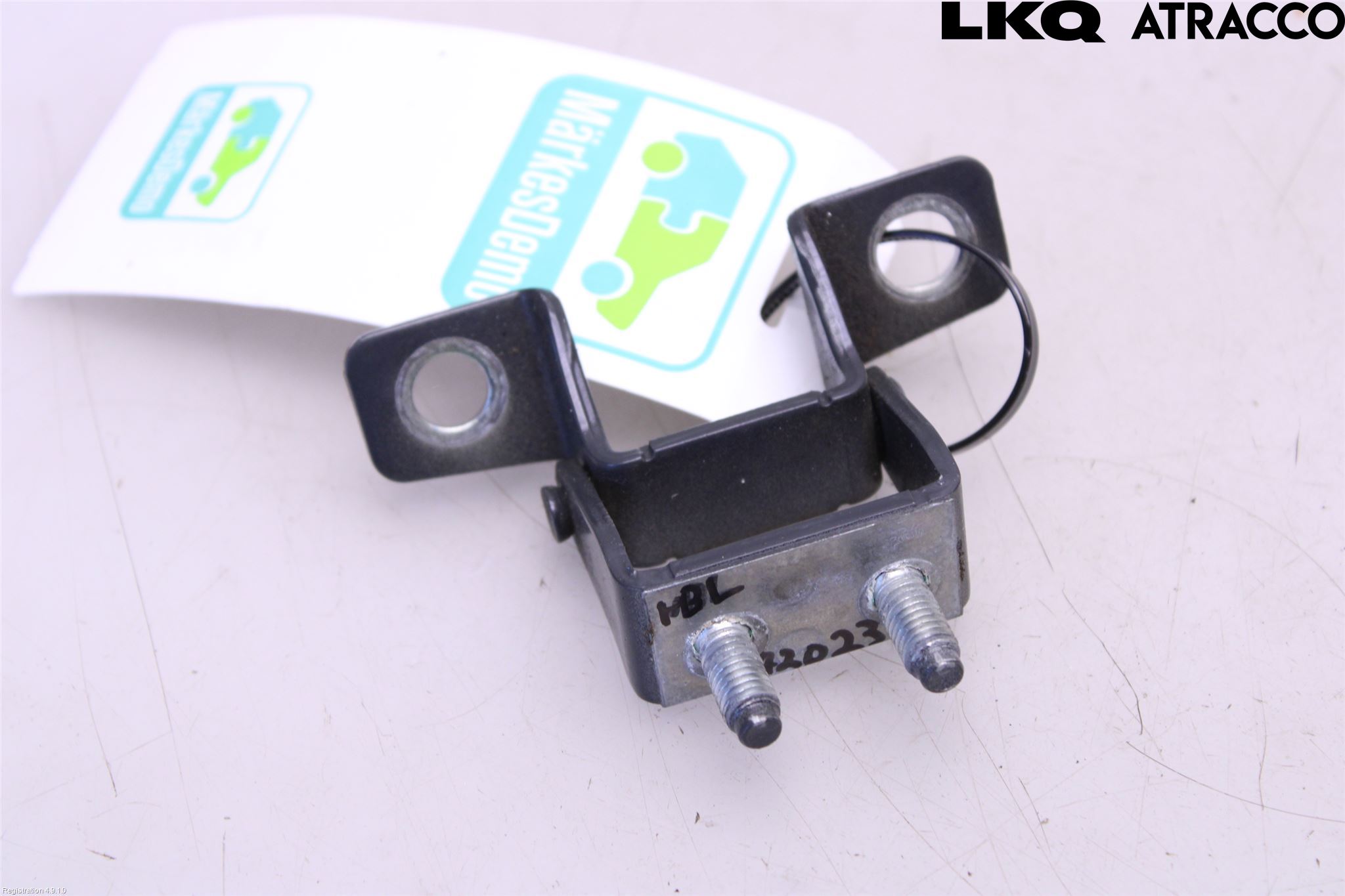 Kia XCEED 19- Bakluckegångjärn Hö