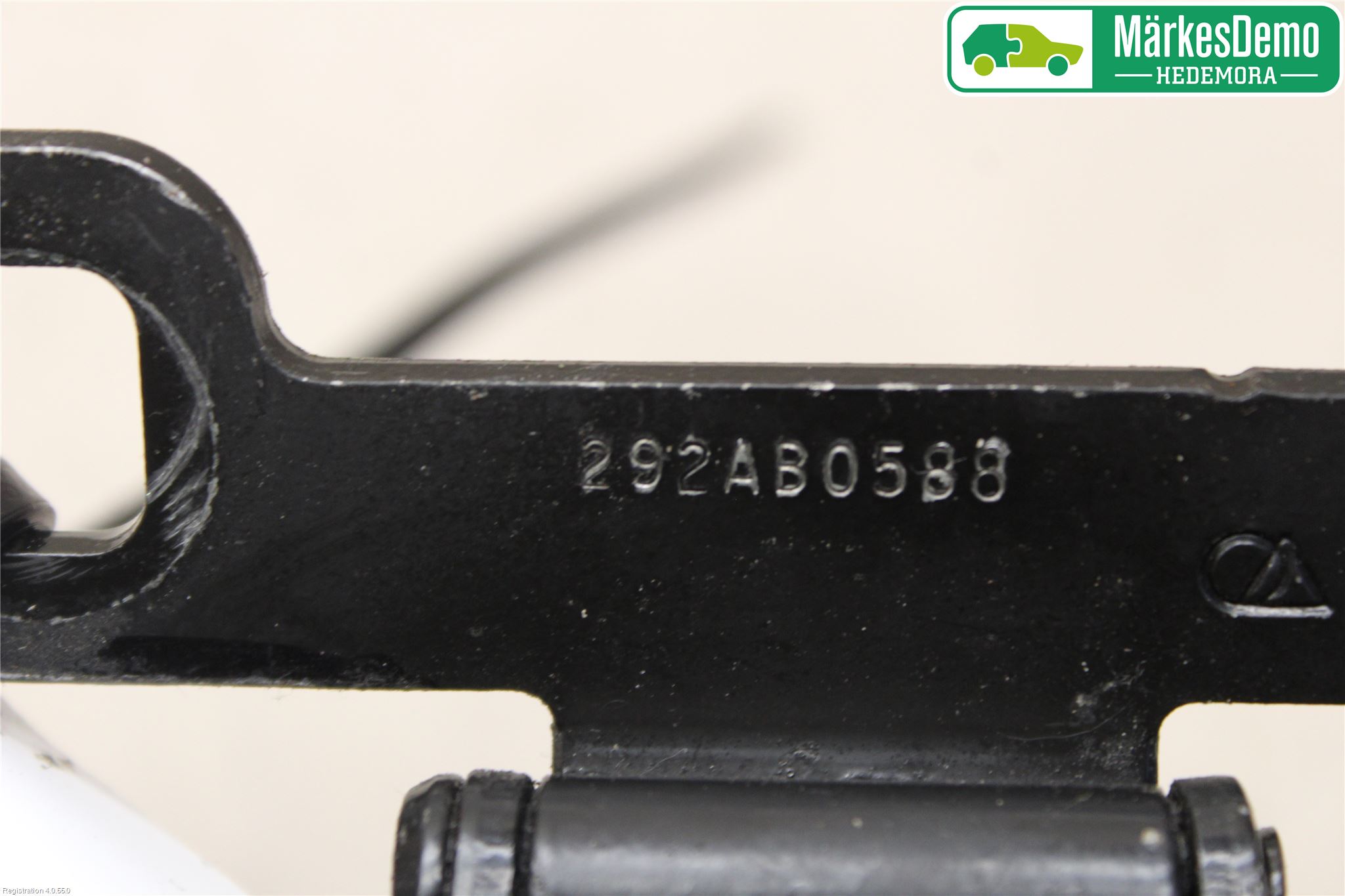 Dodge JOURNEY Bakluckegångjärn Vä