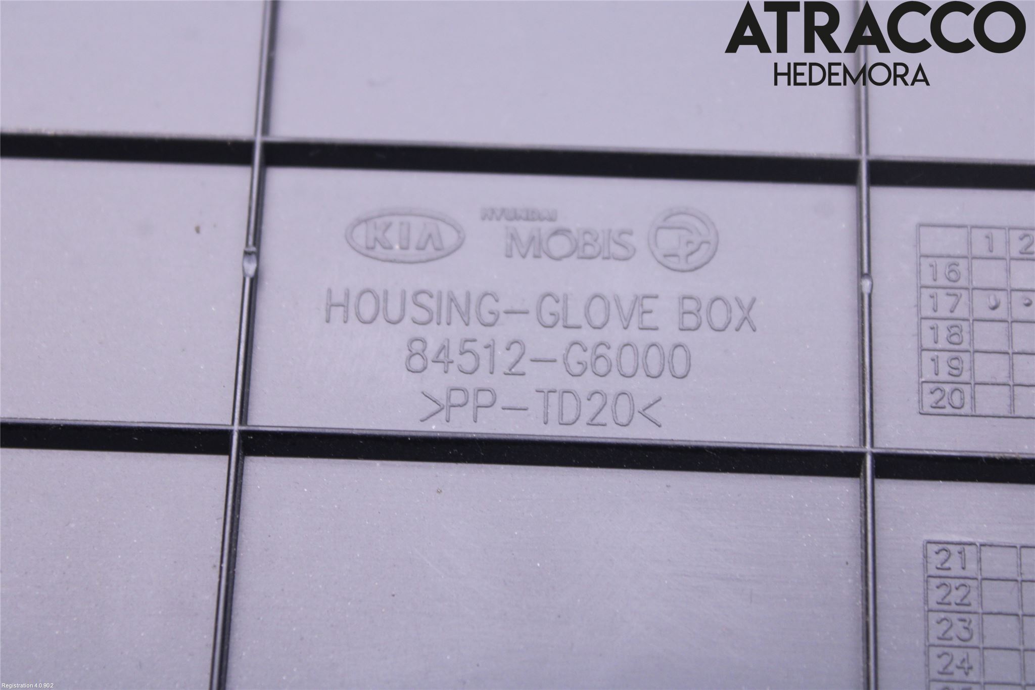 Kia PICANTO 17- Handskfack