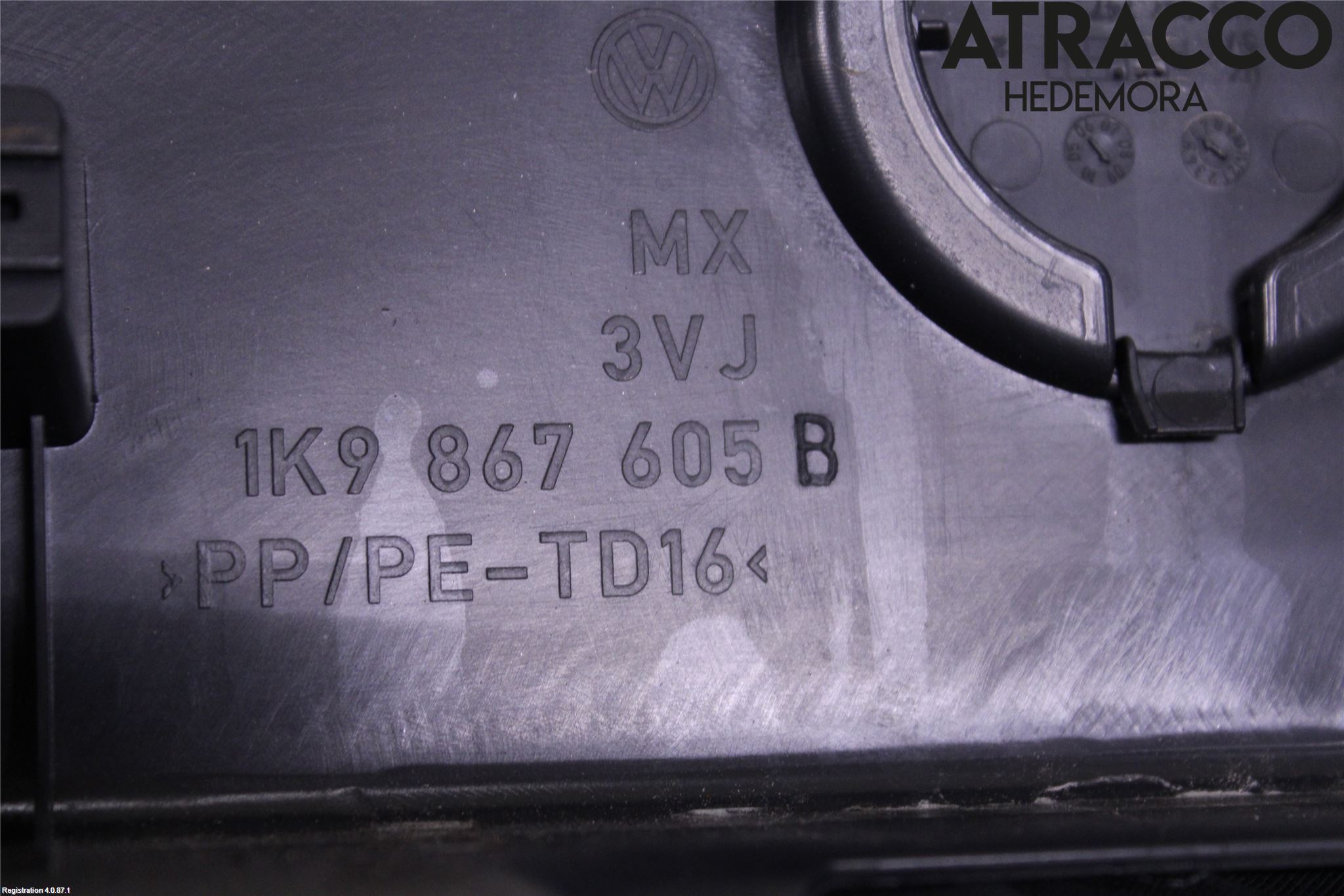 Volkswagen VW GOLF VI 09-13 Inredning Bakluckeklädsel