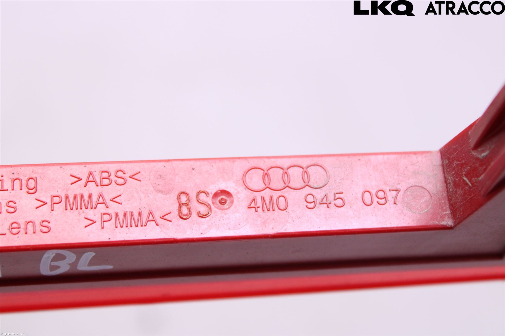 Audi A4/S4 B9 20- Bromsljus Bakruta