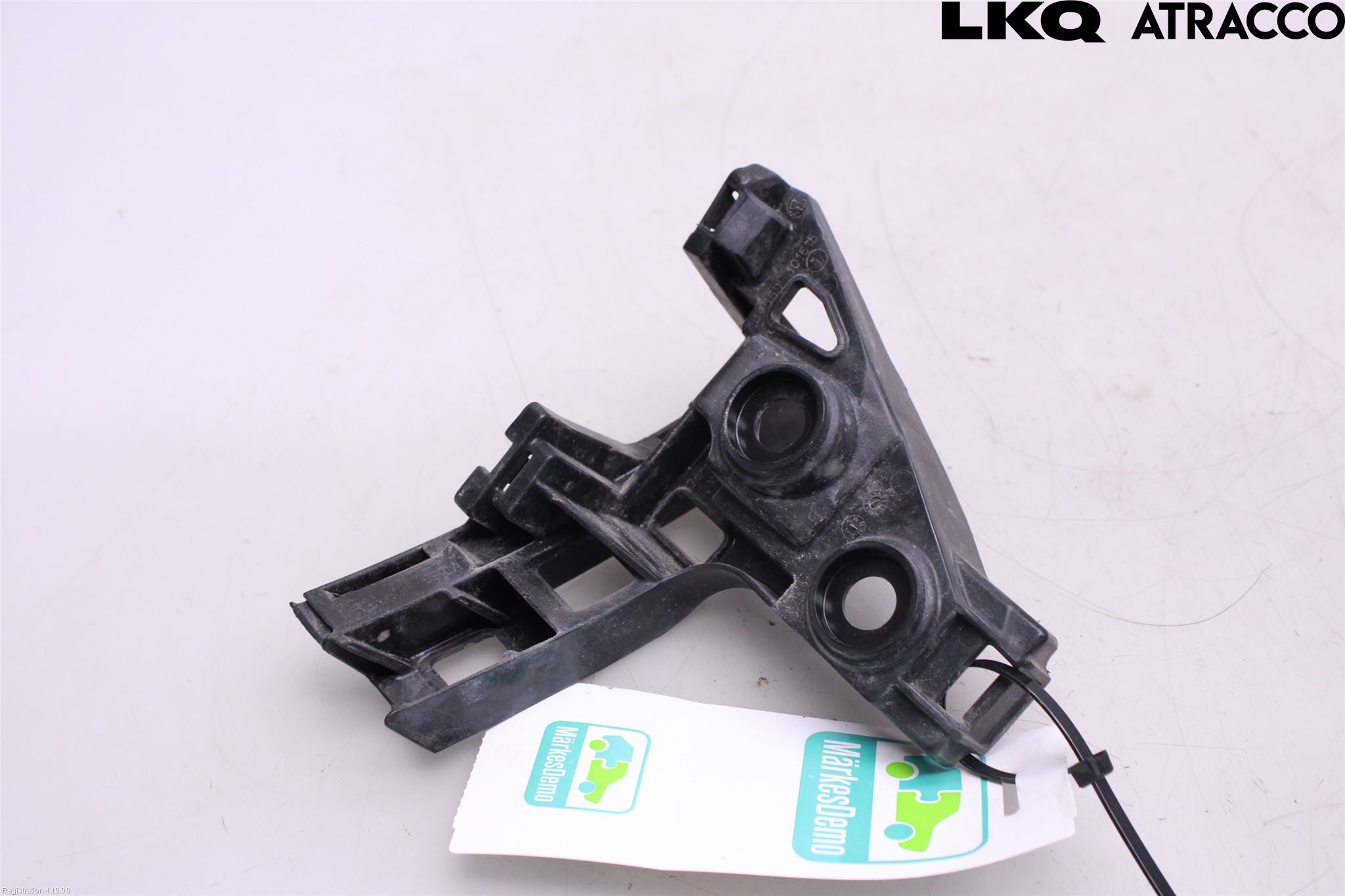 Volkswagen VW GOLF / E-GOLF VII 13-20 Stötfångarfäste Bak Hö