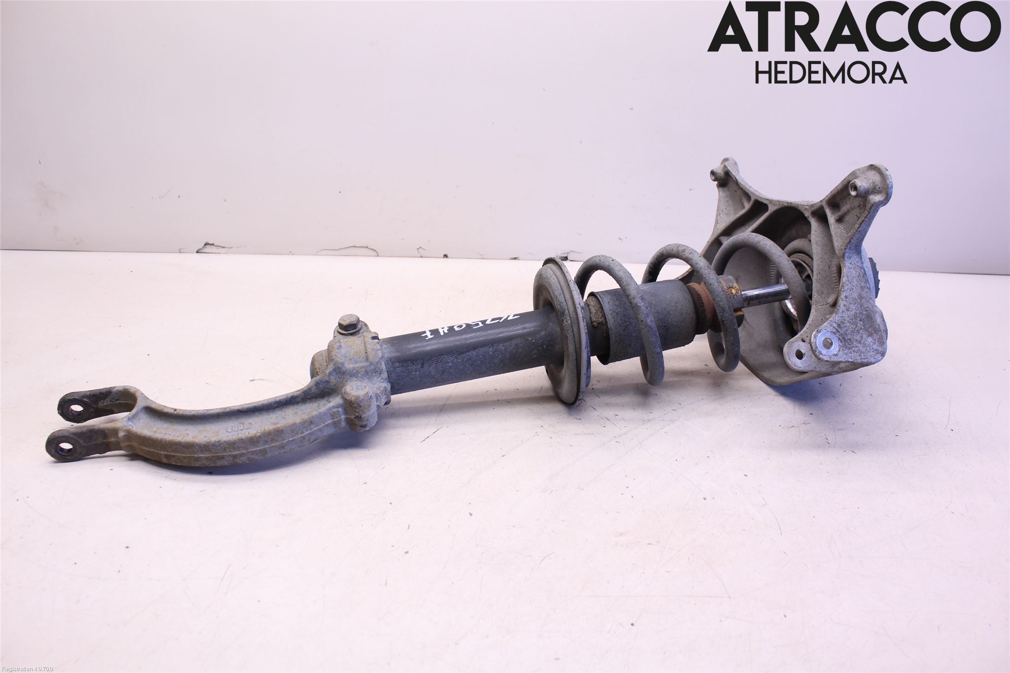 Audi A5 07-16 Fjäderben Fram Höger