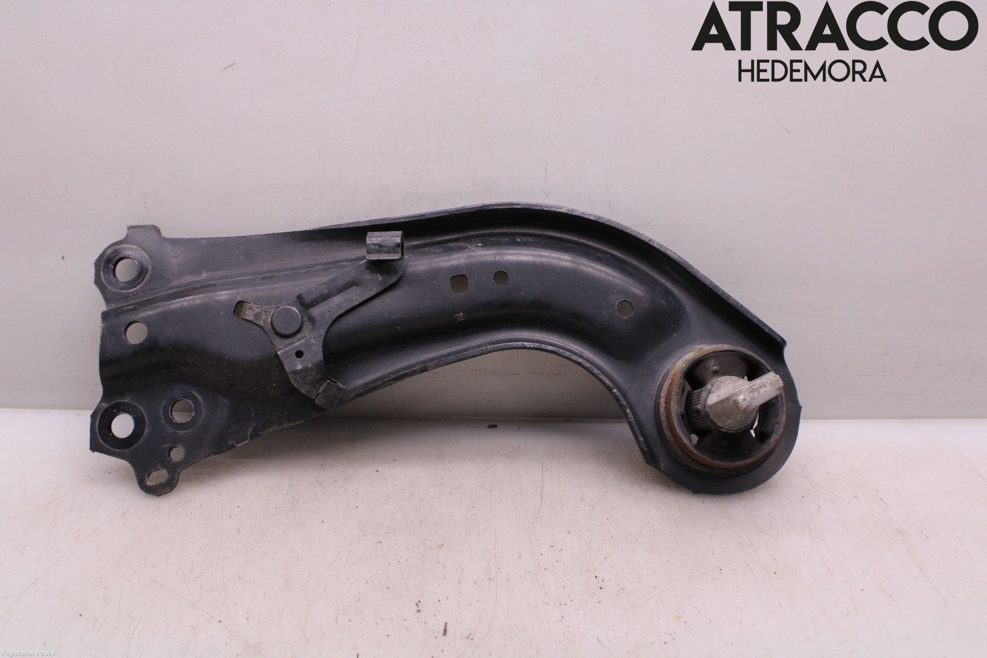 Toyota RAV4 19- Bärarm Bak Höger