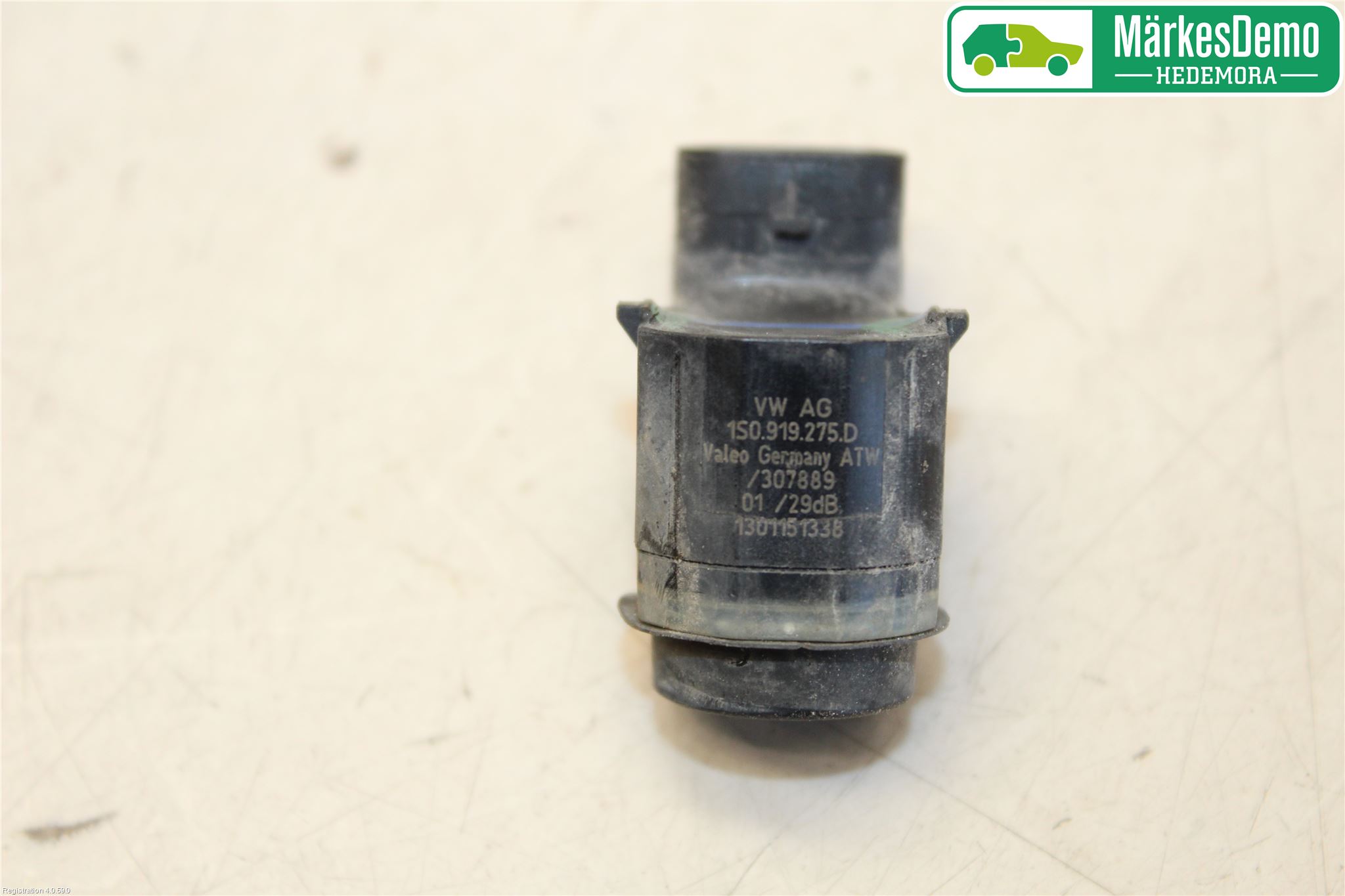 Audi A6 ALLROAD 12-18 Parkeringshjälp Frontsensor
