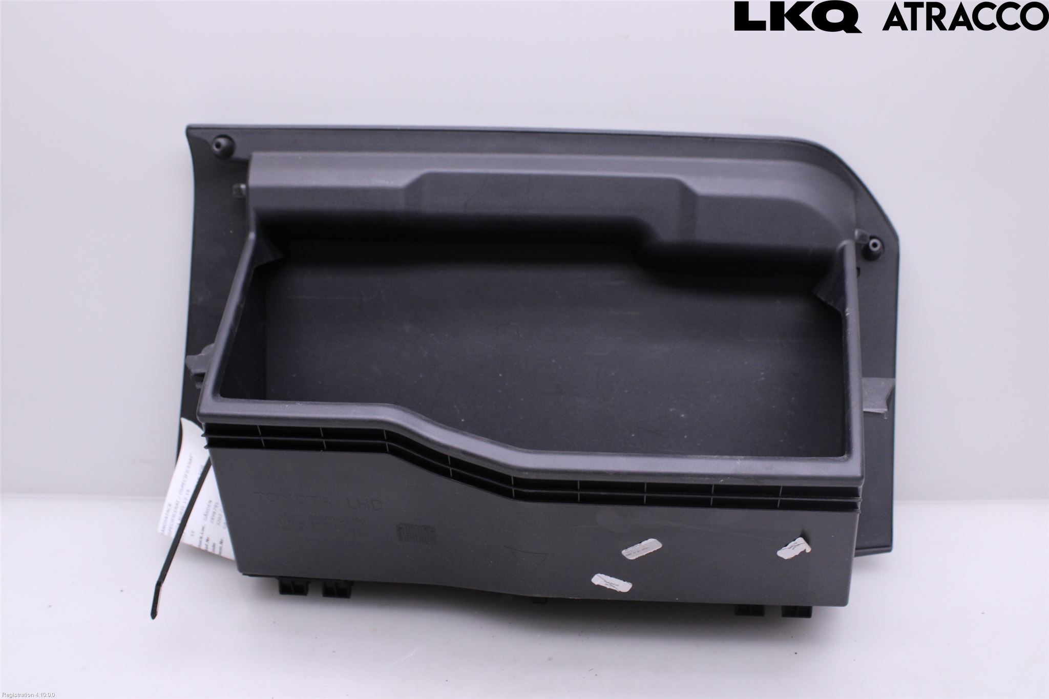 Toyota AURIS 13-19 Handskfack