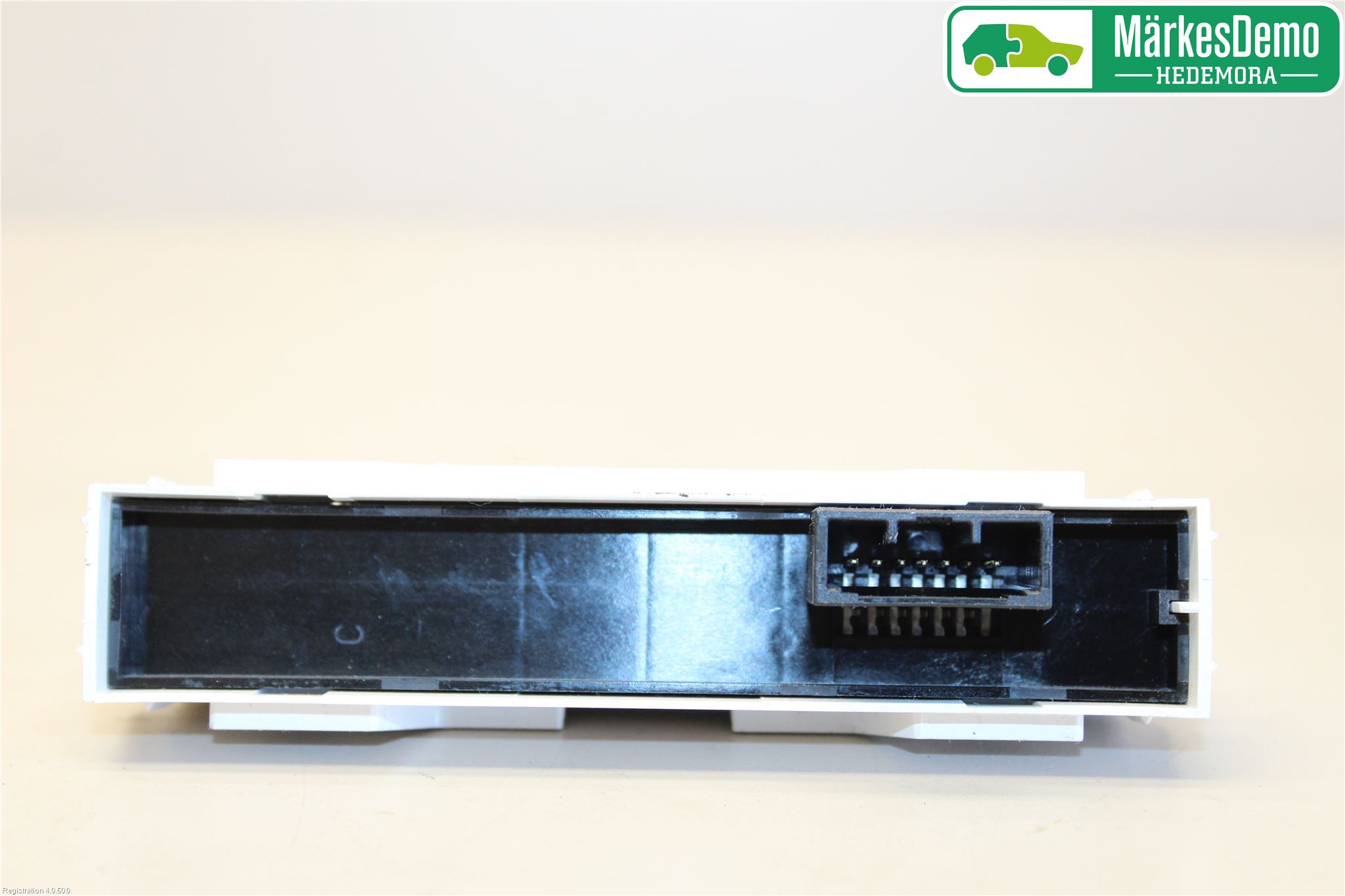 Toyota AVENSIS 09-15 Kontrolldisplay