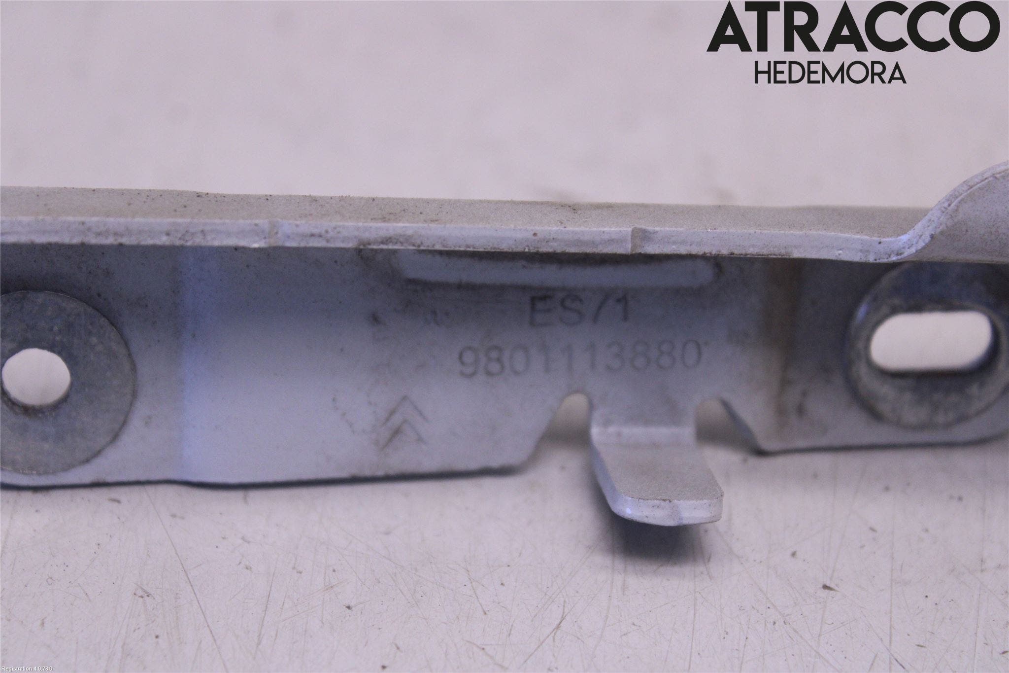 Citroen C4 CACTUS 14-20 Huvgångjärn