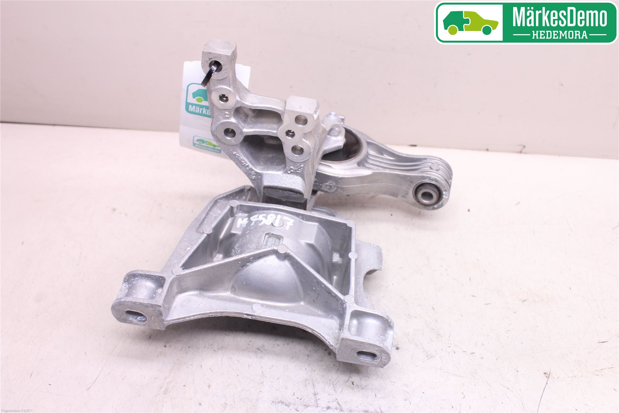 Peugeot EXPERT/E-EXPERT 17- Motorfäste