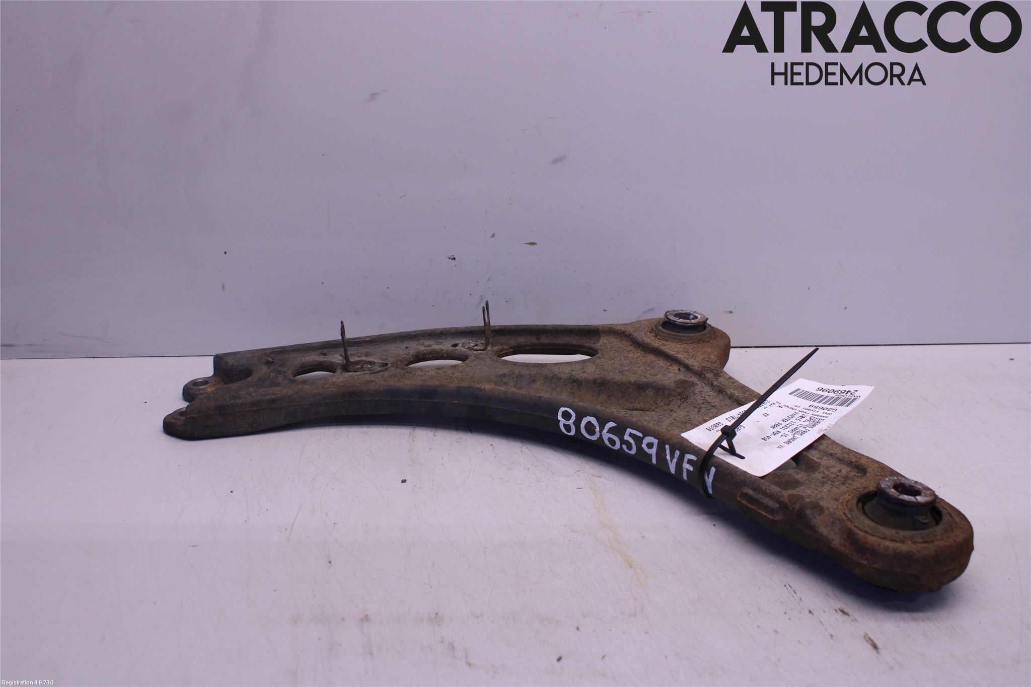 Opel VIVARO 15-19 Bärarm Fram Undre Vä