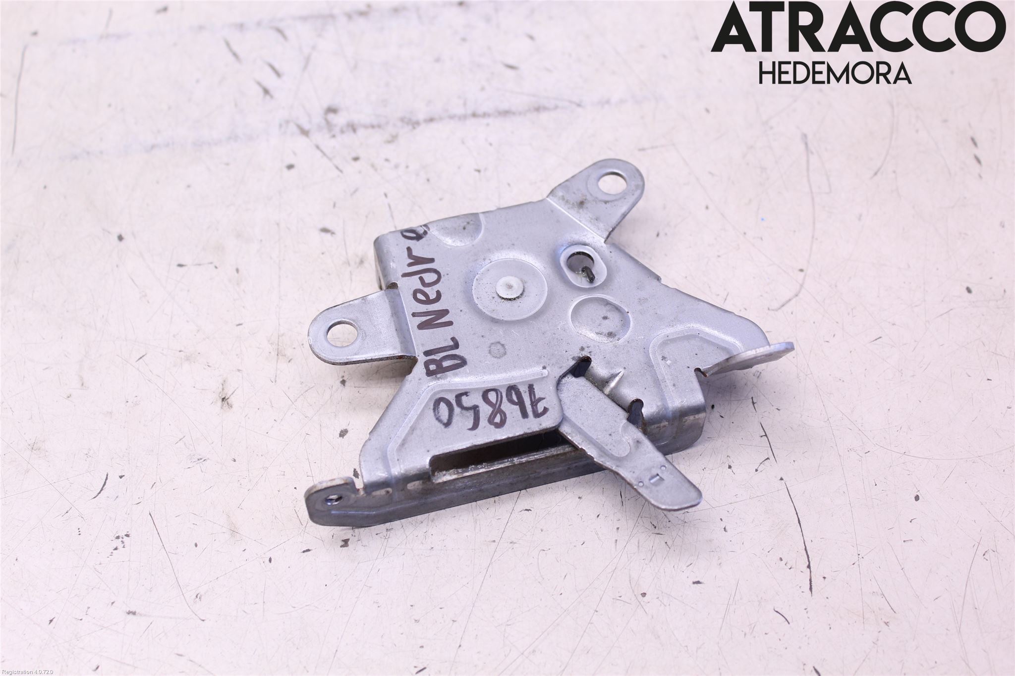 Mitsubishi OUTLANDER 07-12 Låskista Baklucka