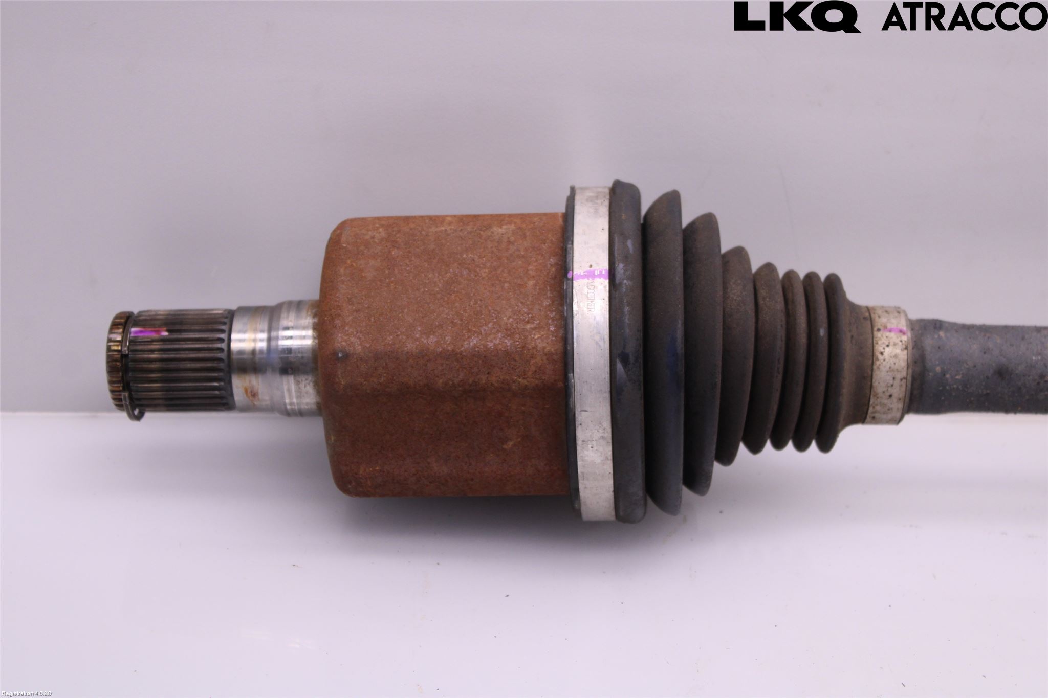 Volvo V60 CROSS COUNTRY 19- Drivaxel Fram Vänster