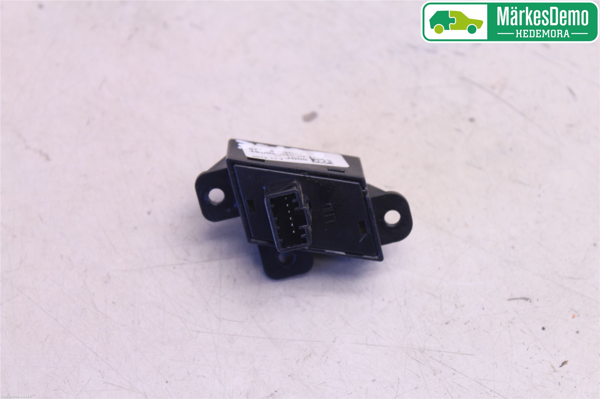 Kia CEED 12-18 Strömställare Övrigt