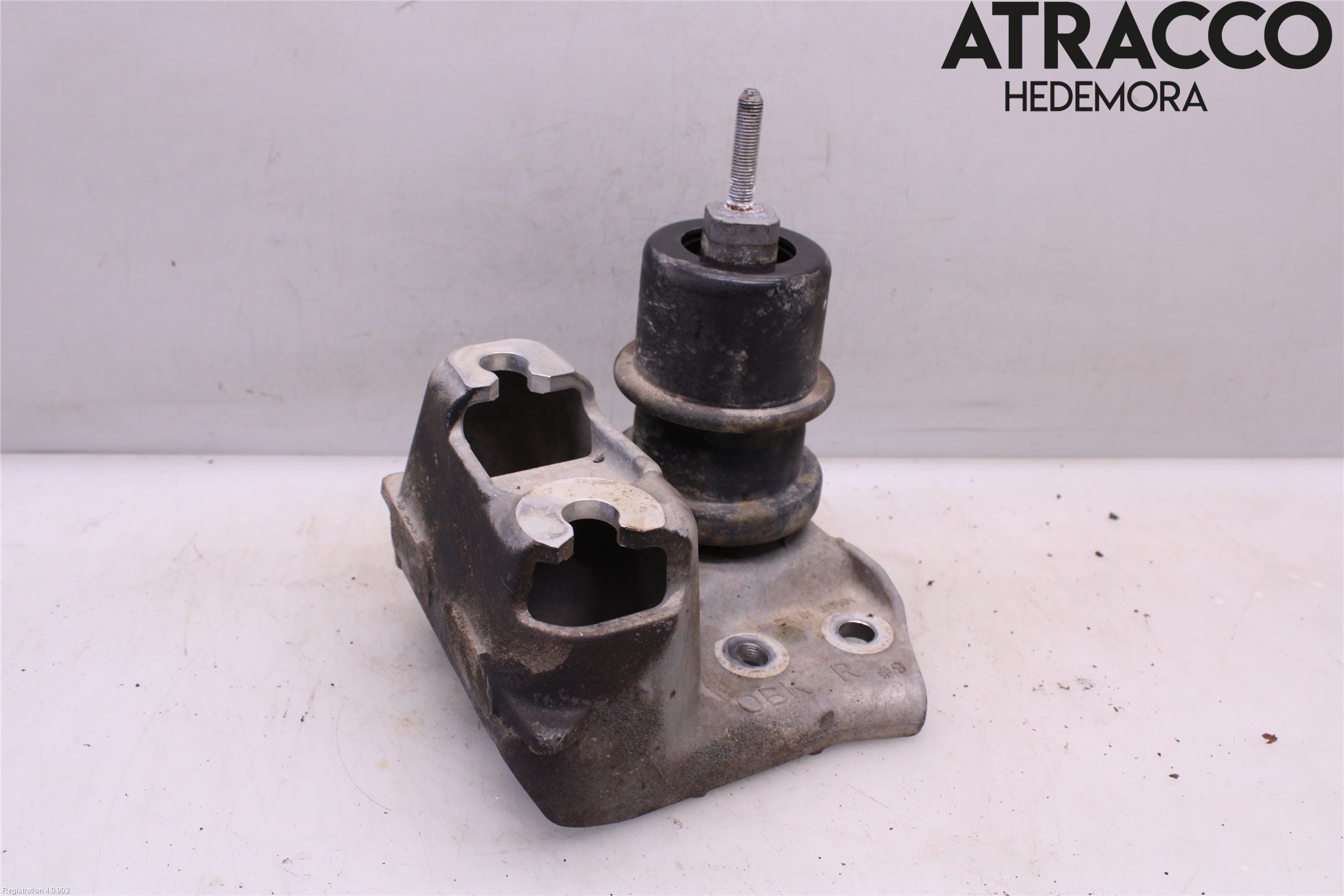 Subaru OUTBACK 15-20 Motorfäste