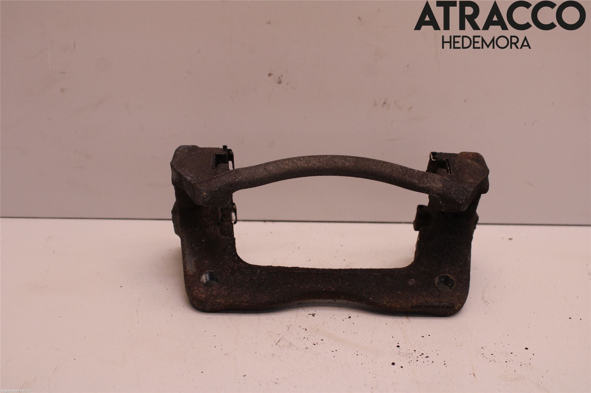 Toyota AURIS 13-19 Bromsokshållare