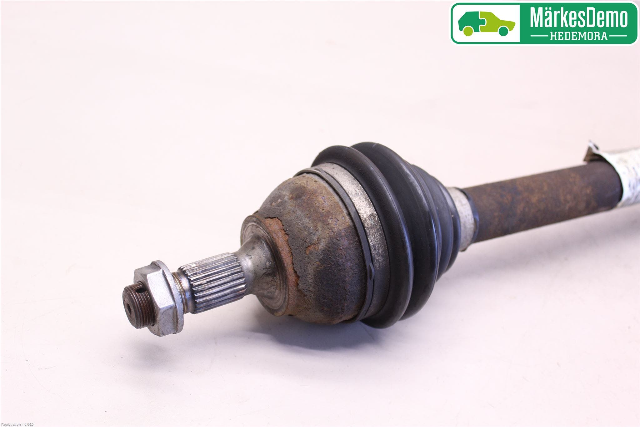 Peugeot 308 08-13 Drivaxel Fram Höger