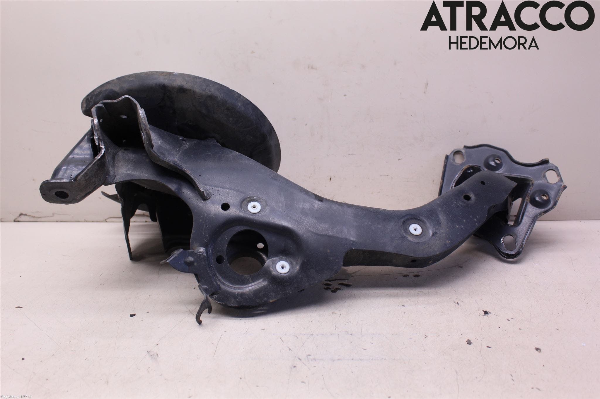 BMW 2 F45 Active Tourer 14-21 Hjullagerhus-Spindel Hö B