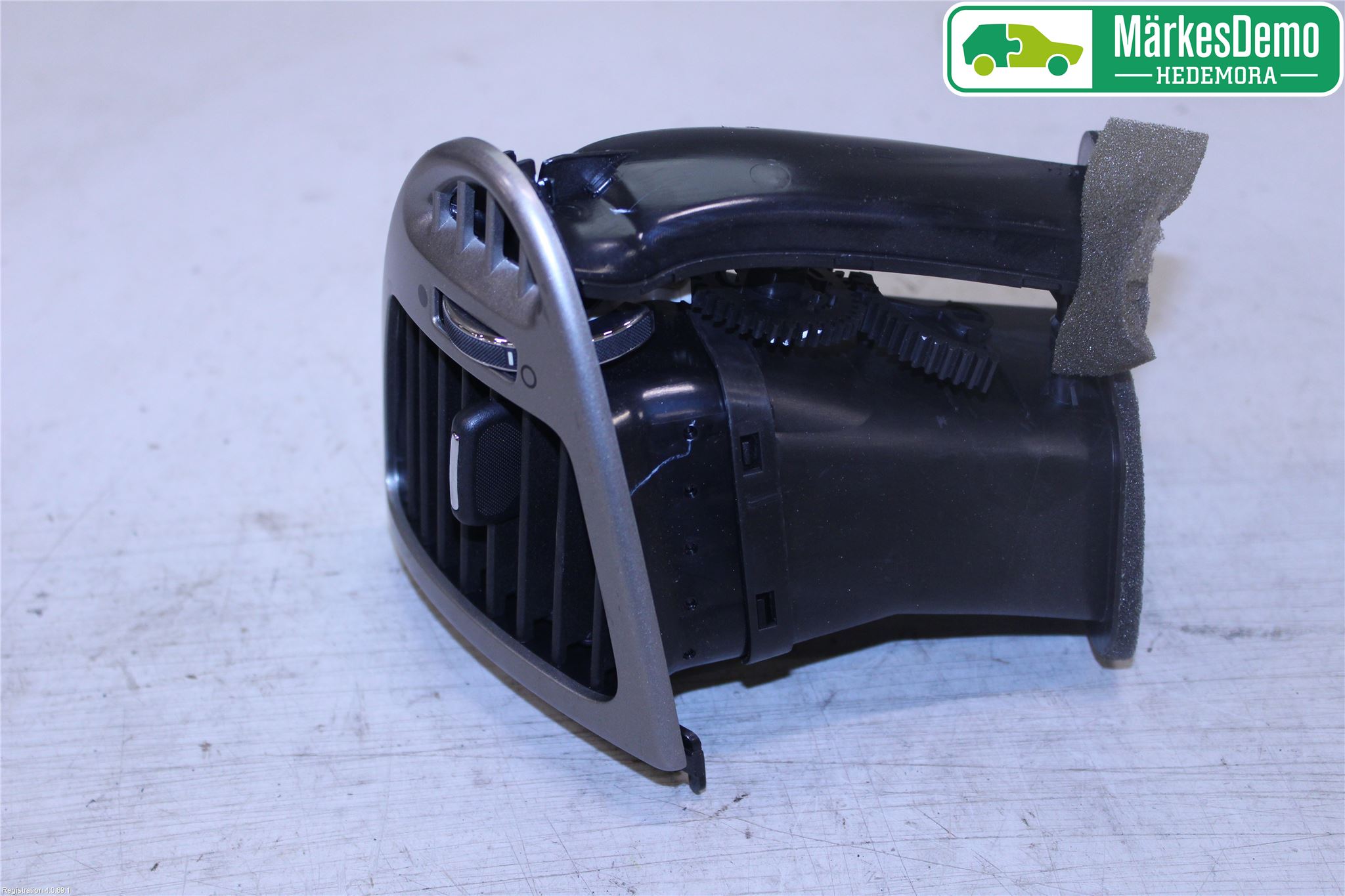 Jaguar X-TYPE Defrosterkanal-Munstycke