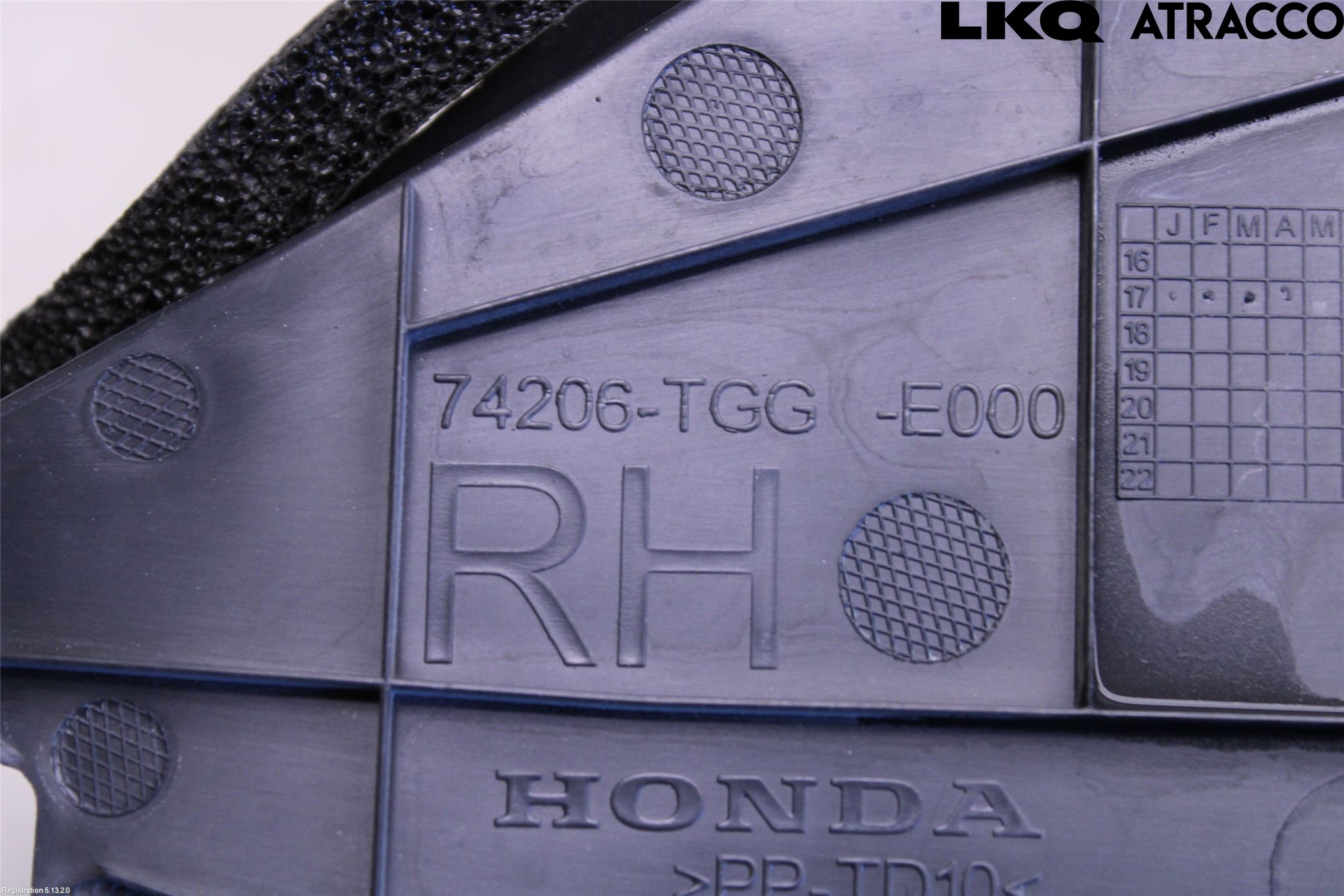 Honda CIVIC 17-22 Täckplast Front