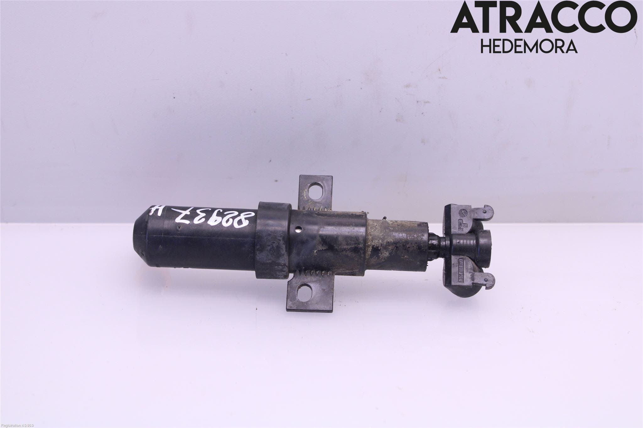 Volkswagen VW PASSAT 05-11 Spolarmunstycke Strålkastare