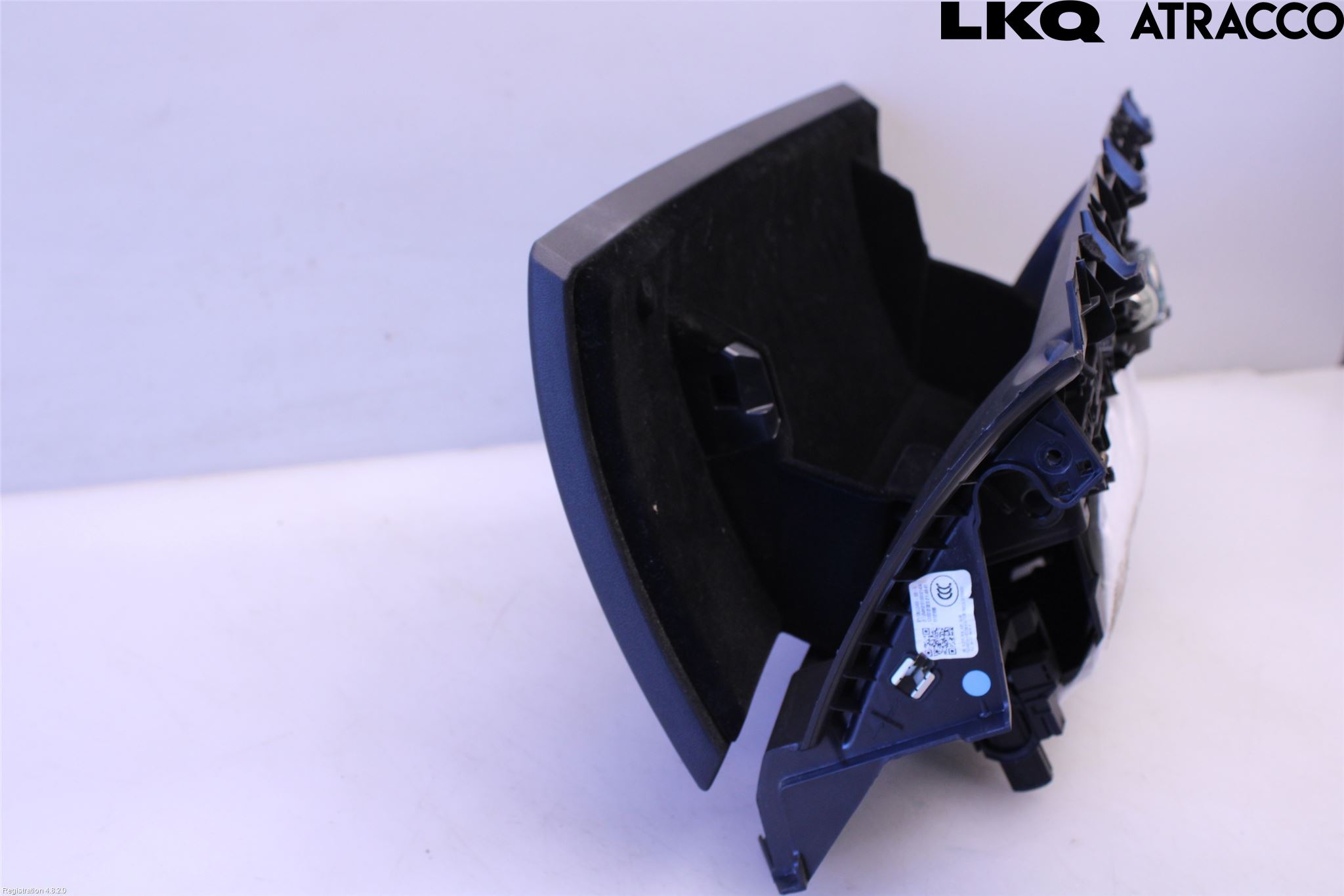 Tesla MODEL 3 17- Handskfack