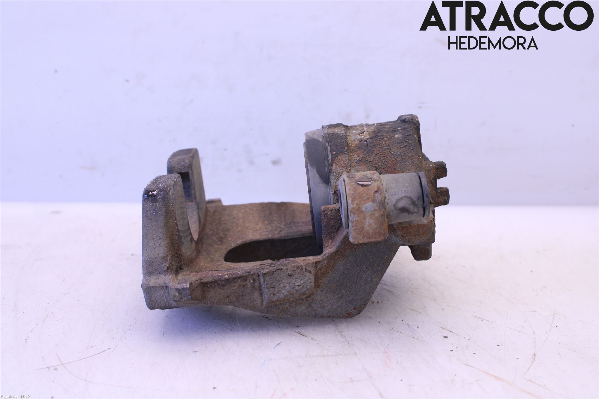 Jaguar F-PACE Bromsok Fram Höger