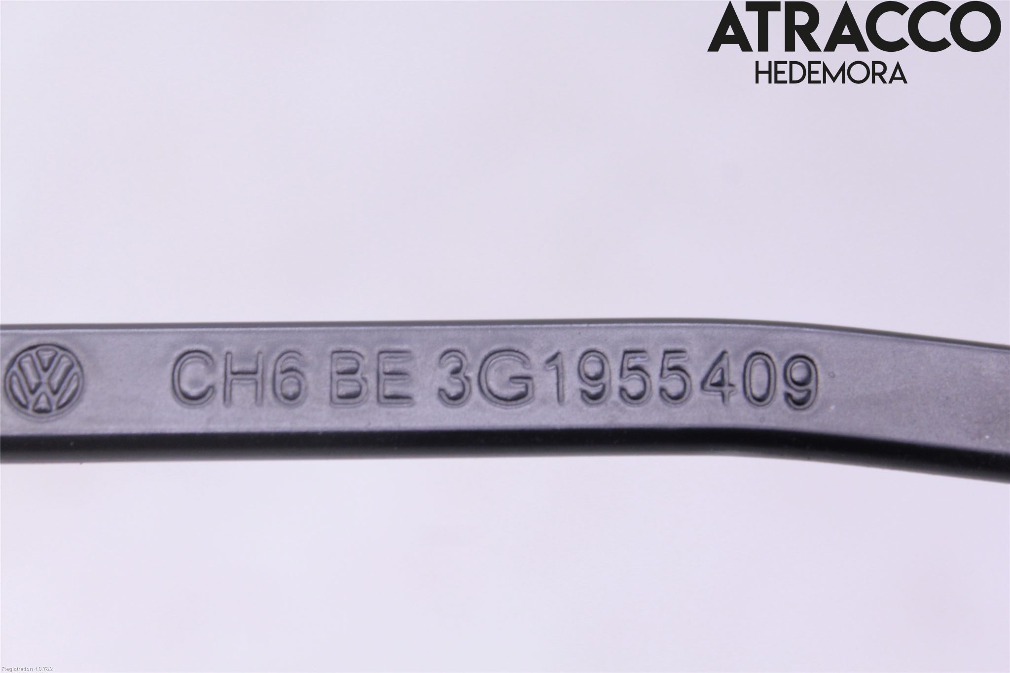 Volkswagen VW PASSAT 15-19 Torkararm Armar Vindruta