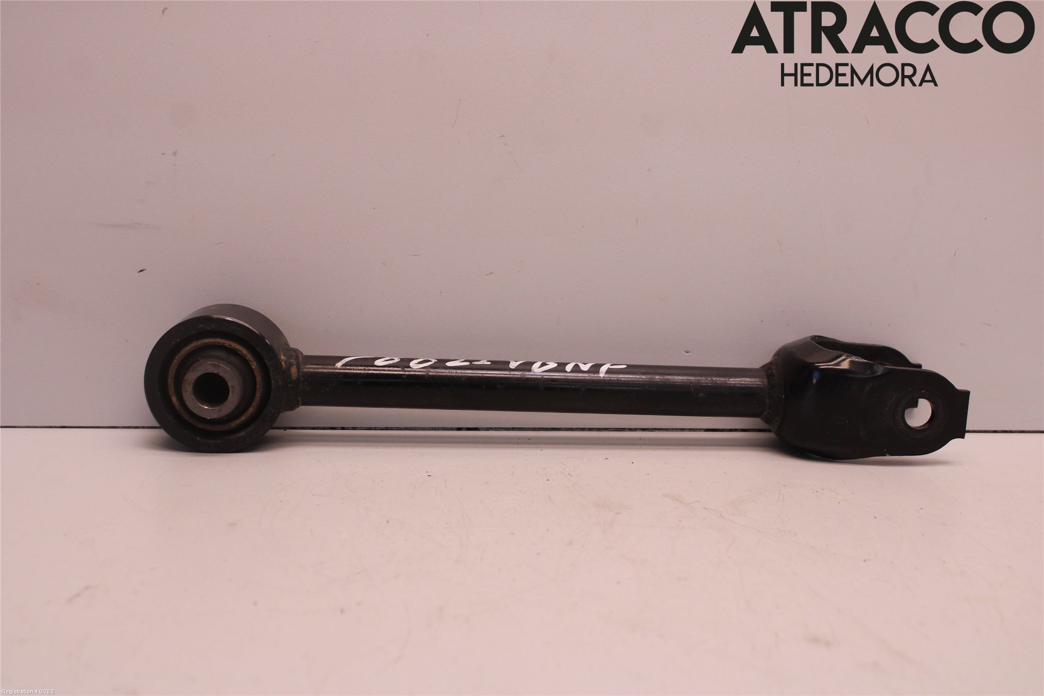 Toyota RAV4 19- Bärarm Bak Vänster