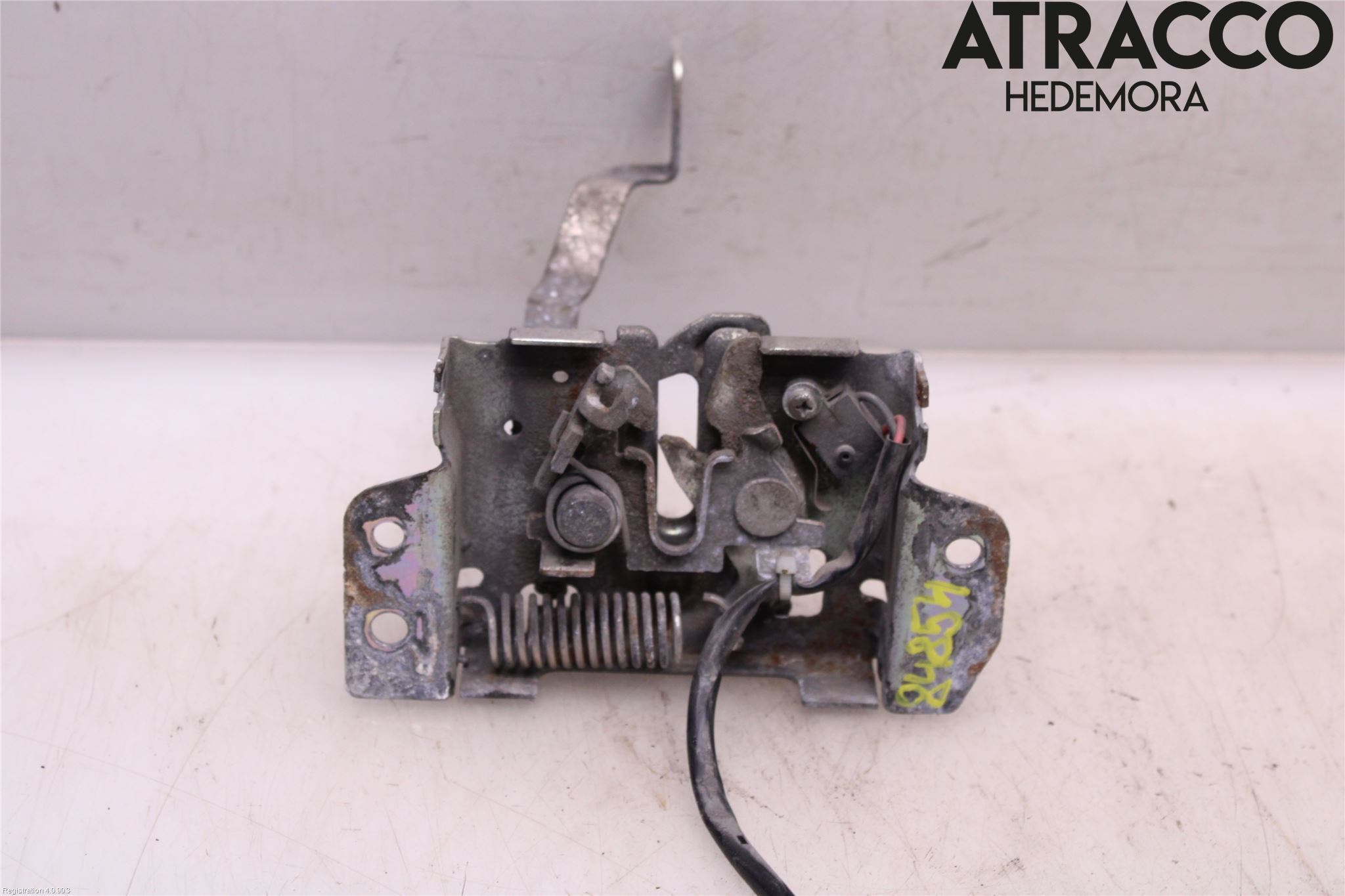 Mitsubishi OUTLANDER 13-21 Huvlås