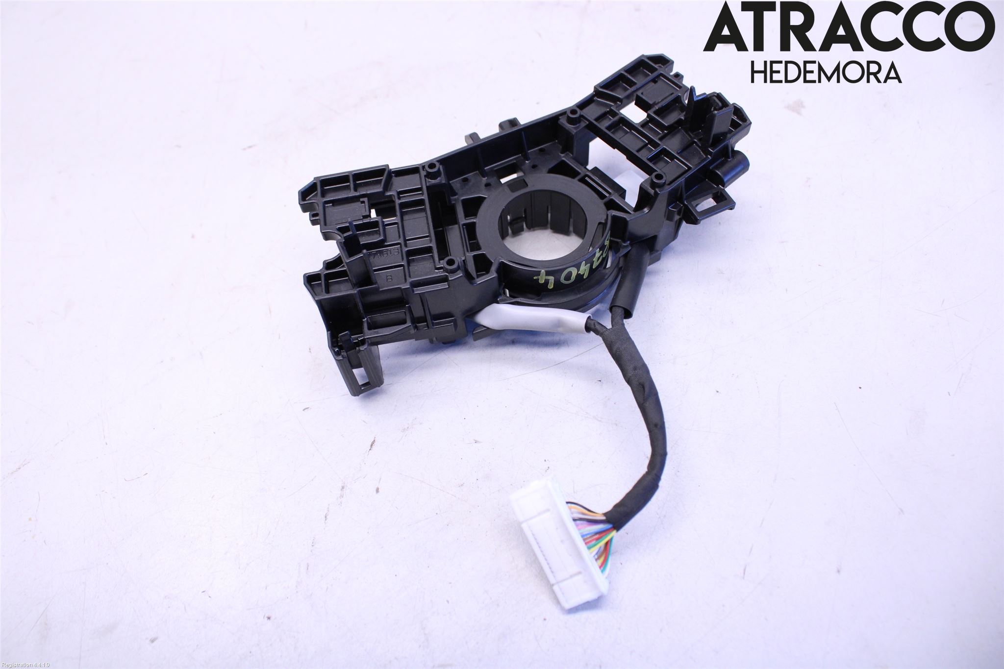 Toyota COROLLA CROSS XG10 22- Spakcentral