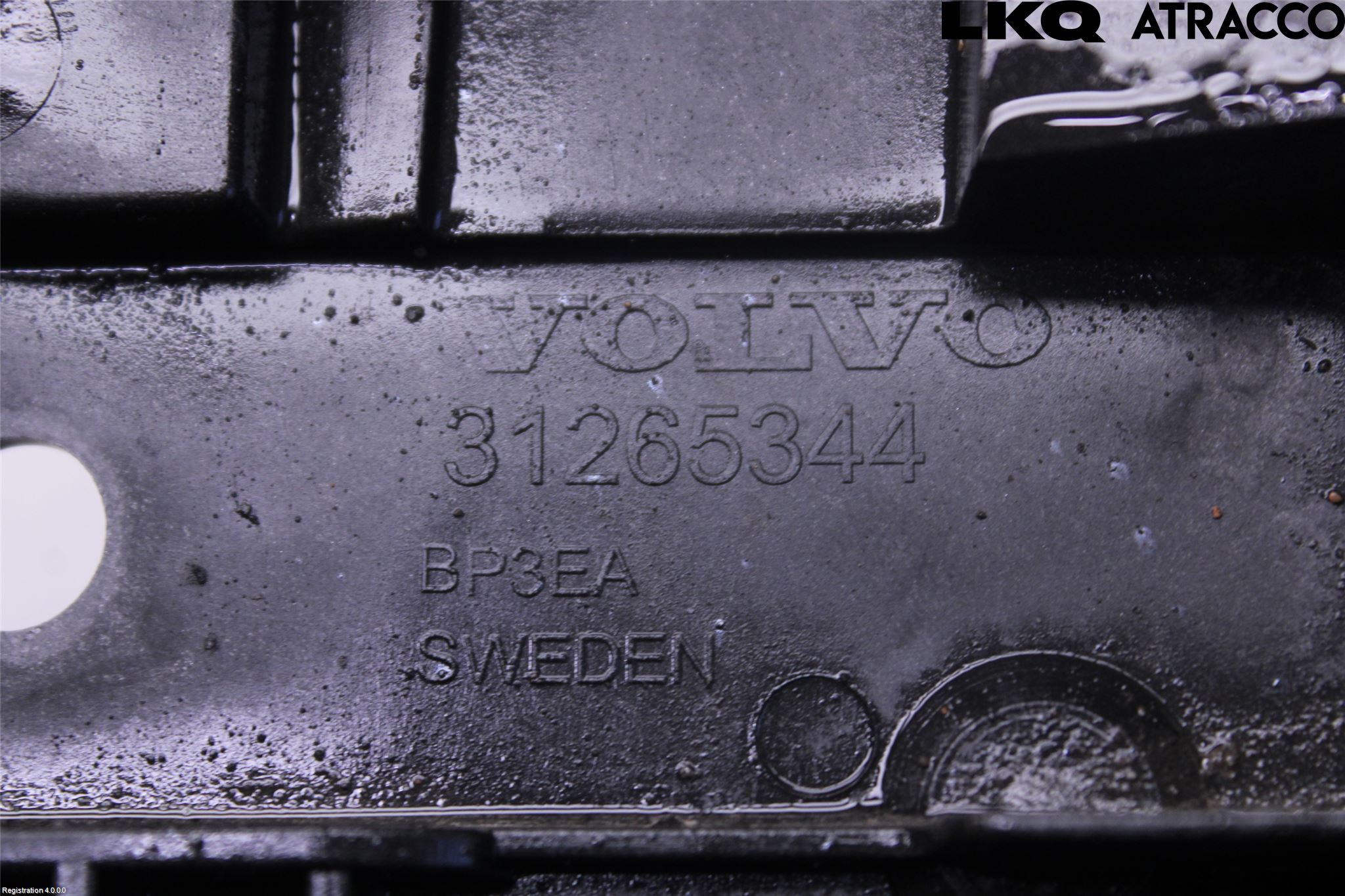 Volvo V70 08-13 Stötfångarfäste Fram Vä