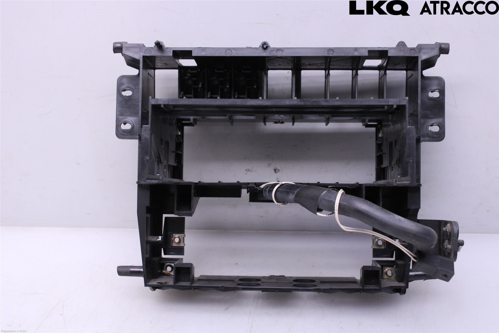 Audi A4/S4 94-99 Instrument-Radio Sarg