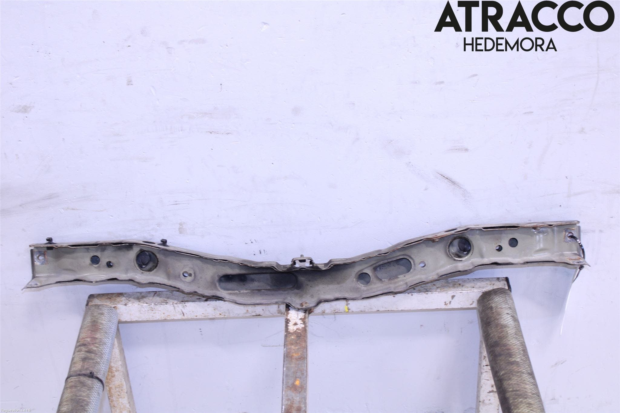 Toyota AURIS 13-19 Frontplåt Övre