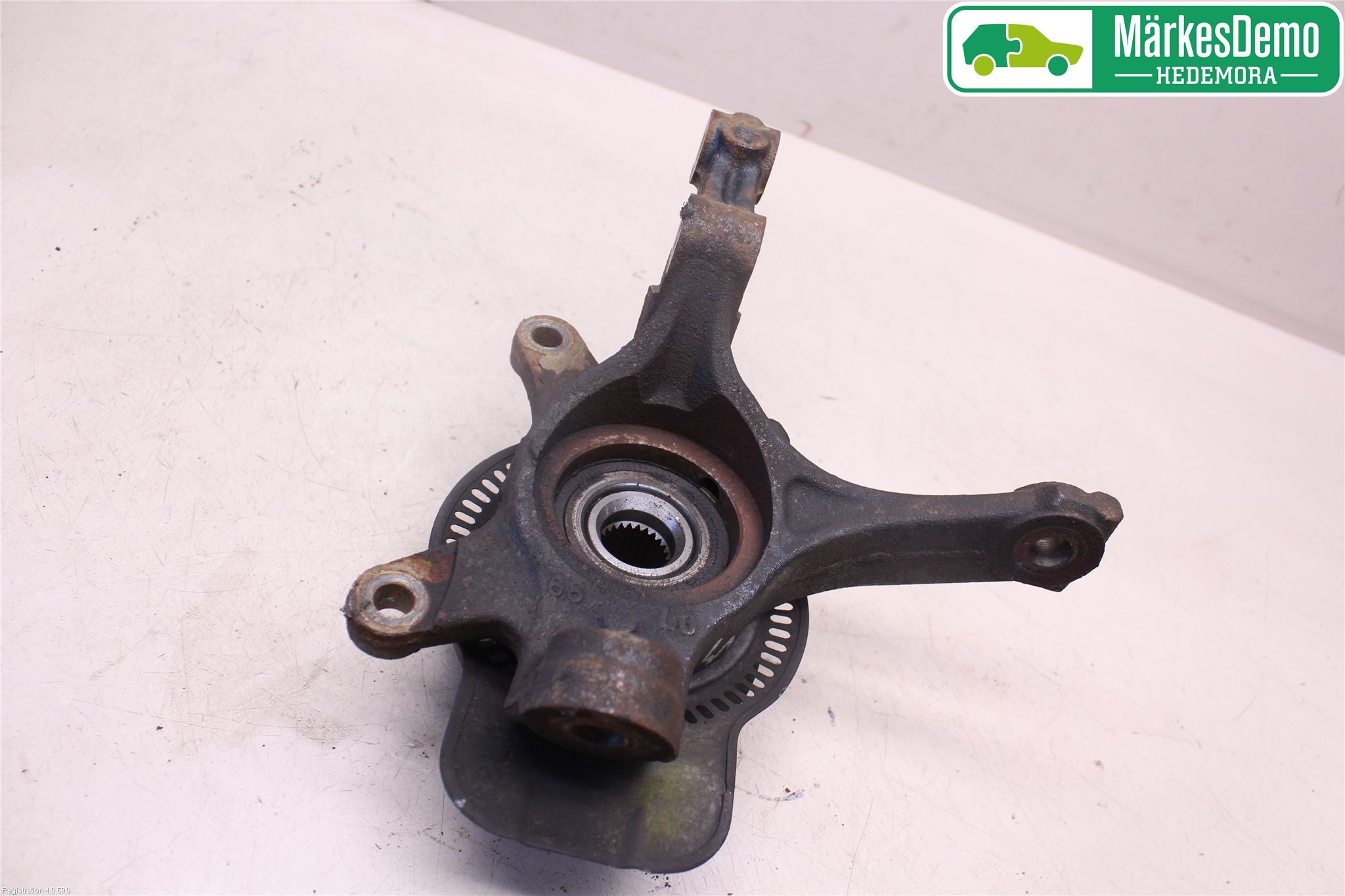 Suzuki SWIFT 11-16 Styrspindel Lagerhus Hö