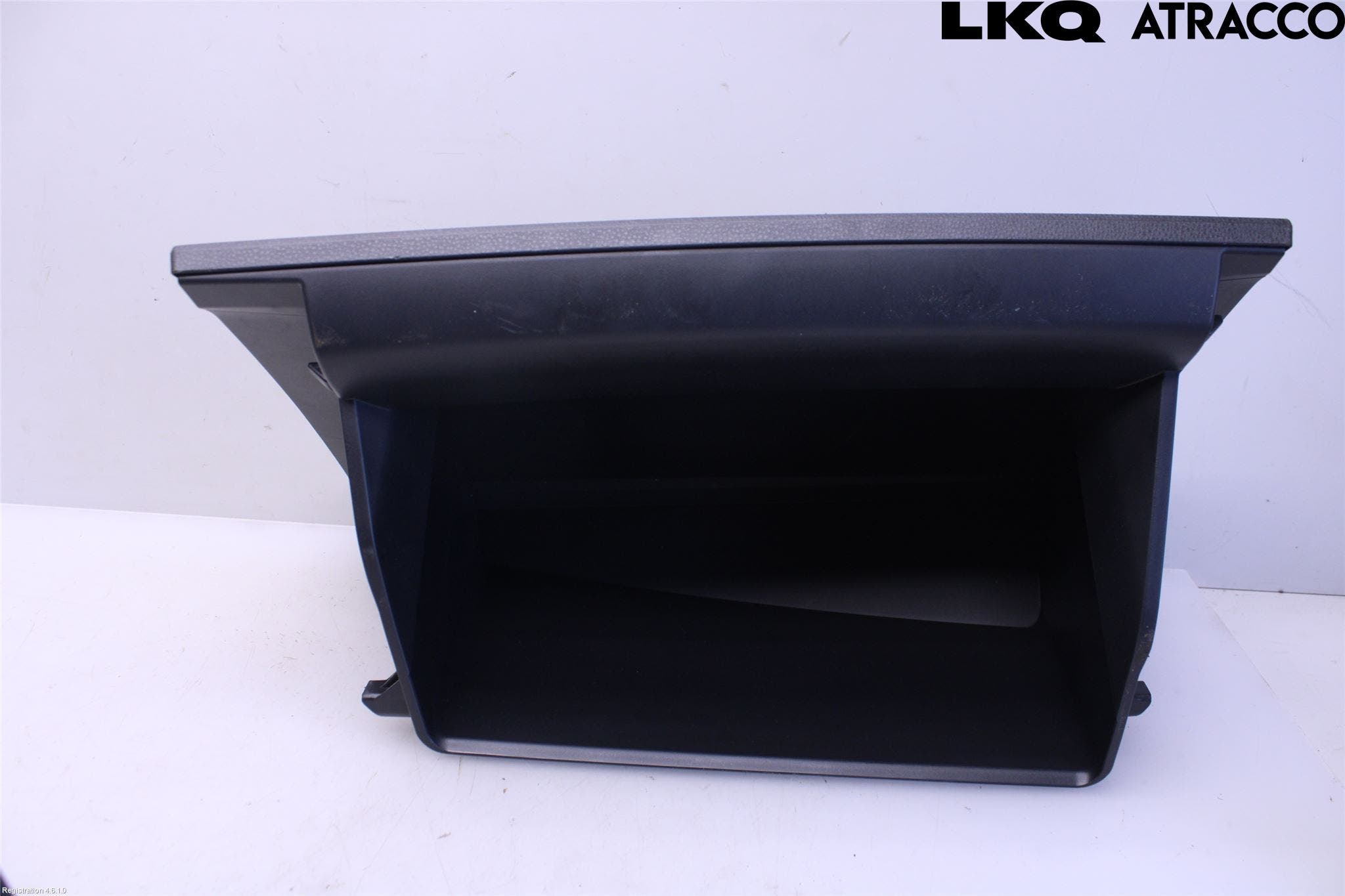 Toyota COROLLA 19- Handskfack