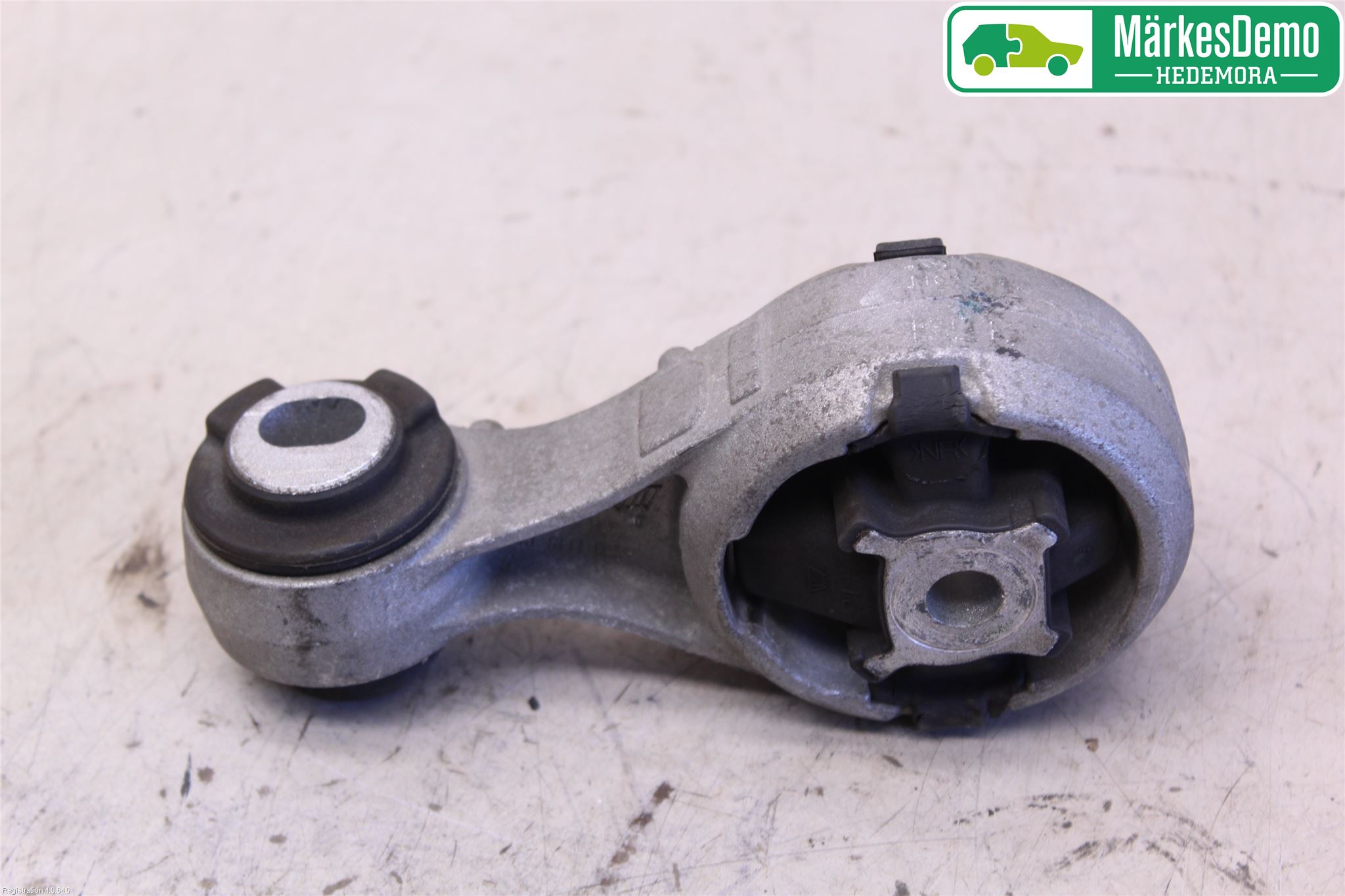 Nissan QASHQAI 10-14 Motorfäste