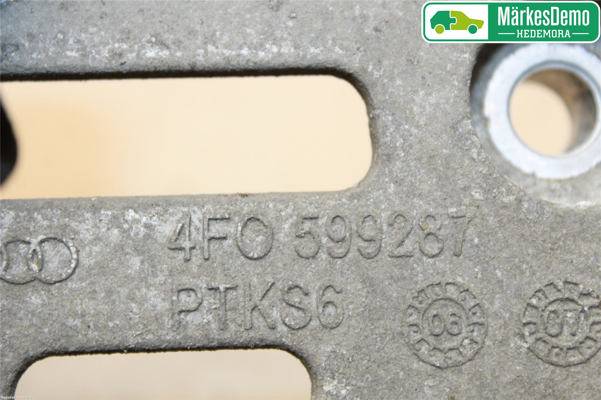 Audi ALLROAD 06-11 Bakaxel Fäste