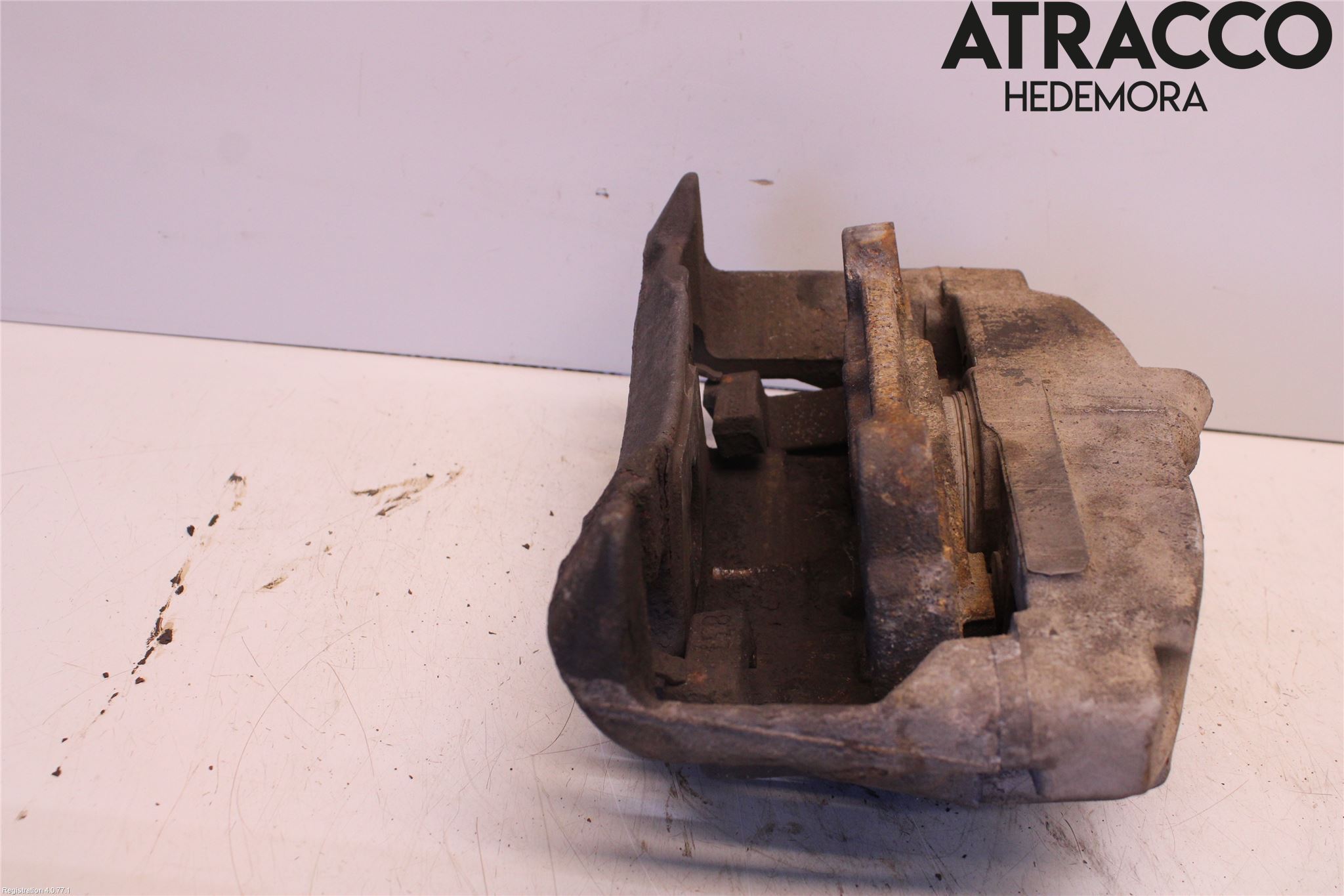 Volvo XC70 08-13 Bromsok Fram Vänster