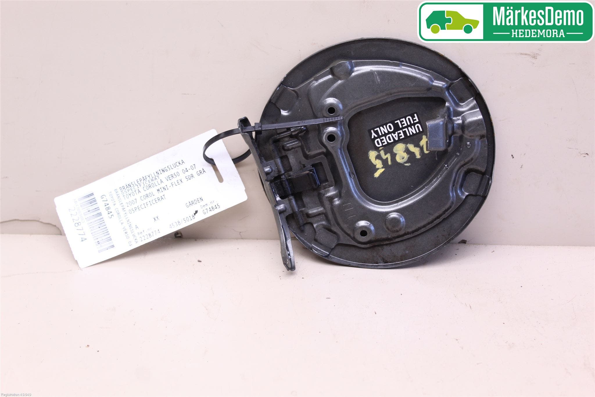 Toyota COROLLA VERSO 04-07 Tanklucka