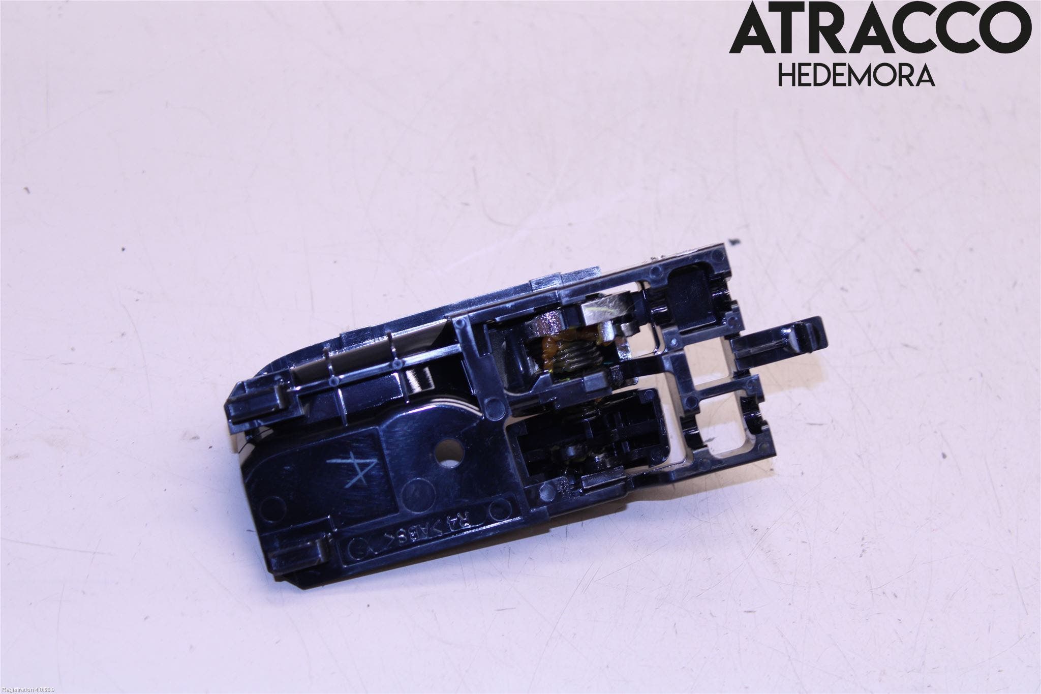 Toyota HILUX 05-16 Dörrhandtag Inre Hö