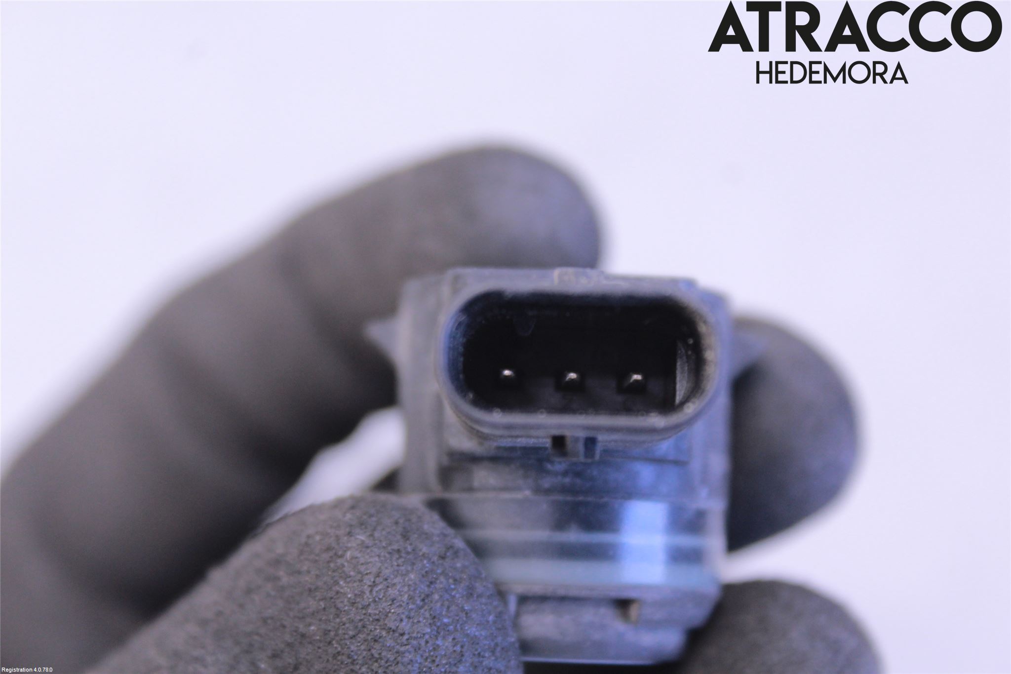 Skoda SUPERB 16-24 Parkeringshjälp Frontsensor