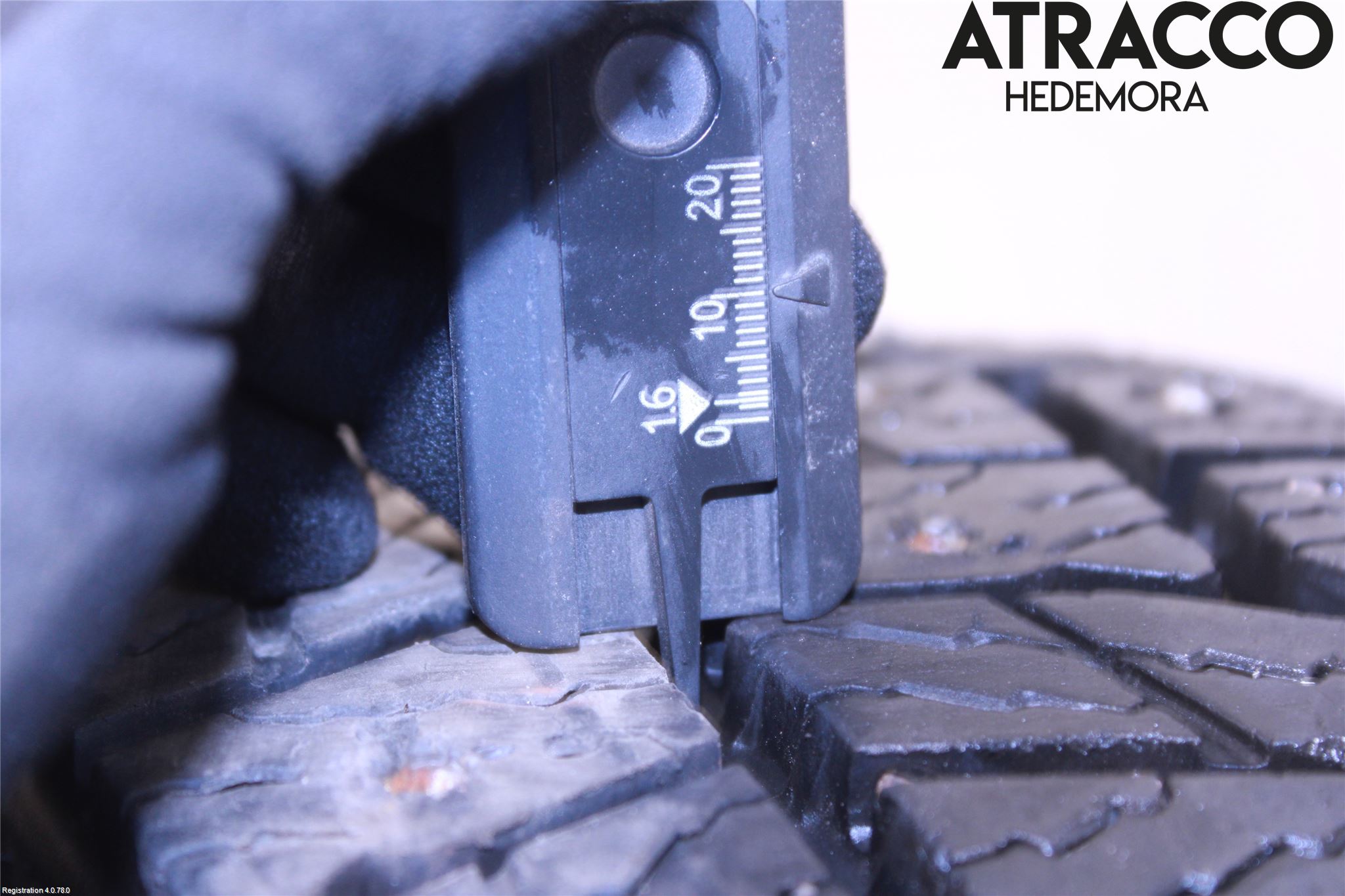 Ford TRANSIT SKÅP/BUSS 14-22 Vinterdäck Med Fälg