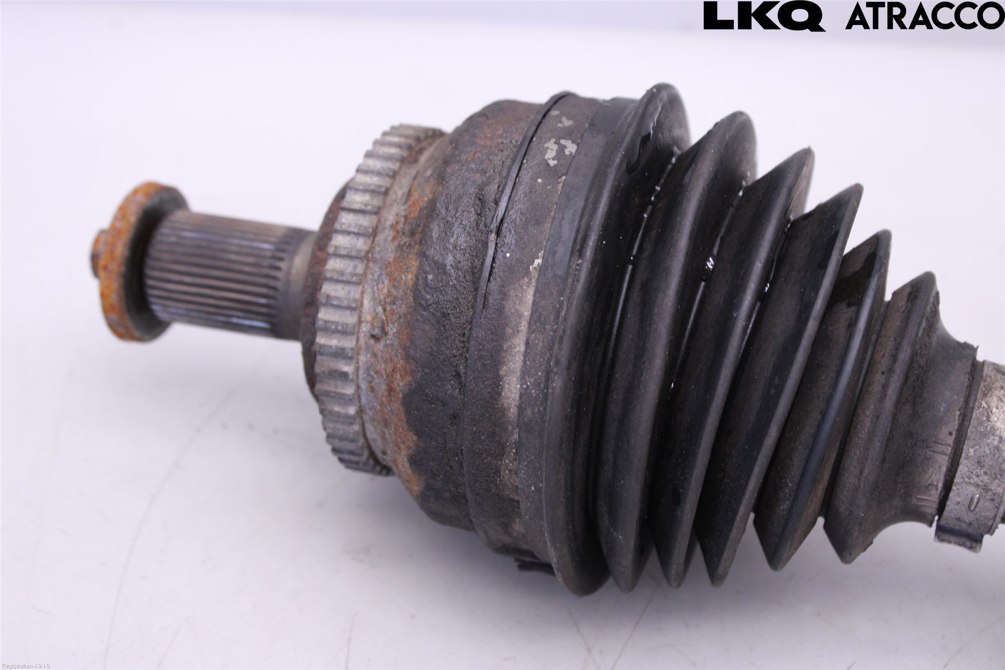 Volvo V70 00-04 Drivaxel Fram Höger