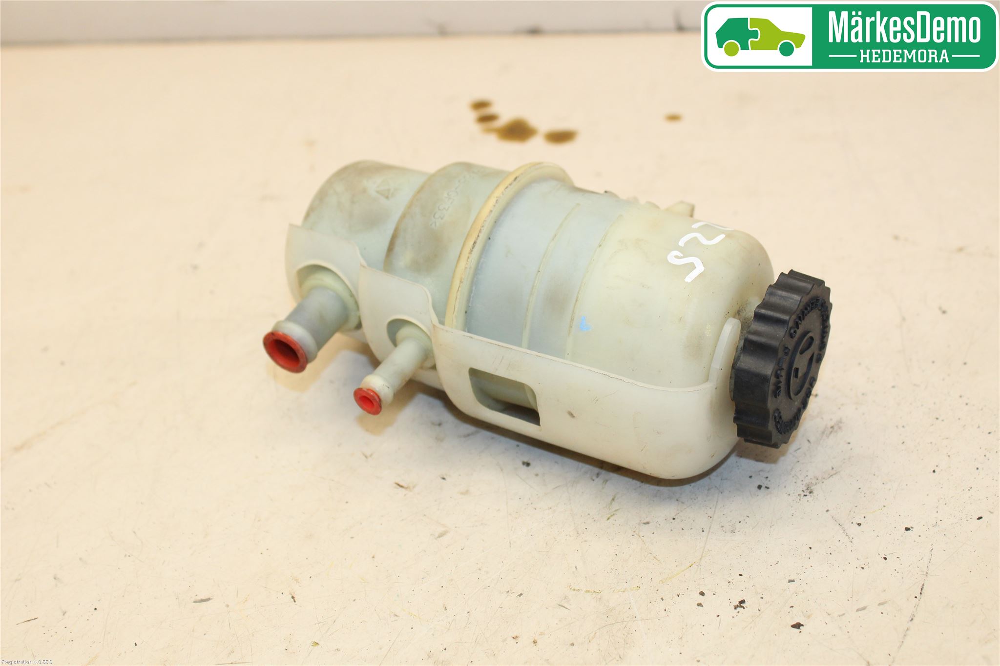 Fiat FREEMONT Styrservooljebehållare