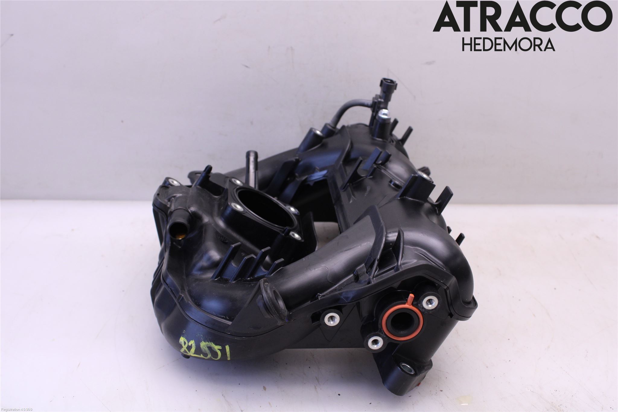 Toyota COROLLA 19- Grenrör Insug