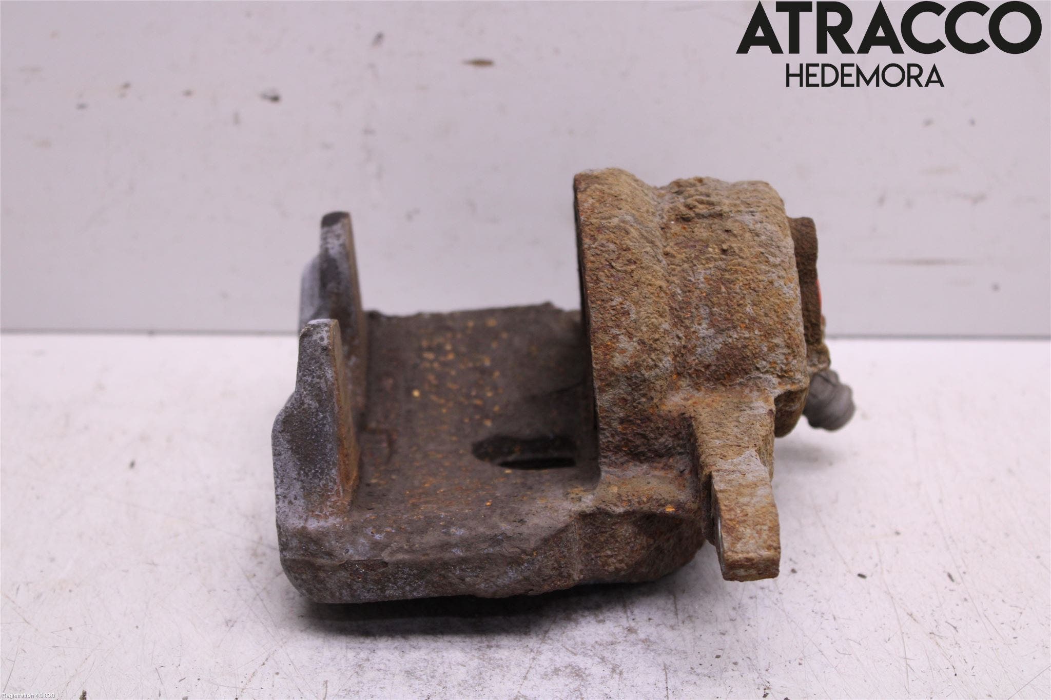 Mazda 6 13- Bromsok Fram Vänster