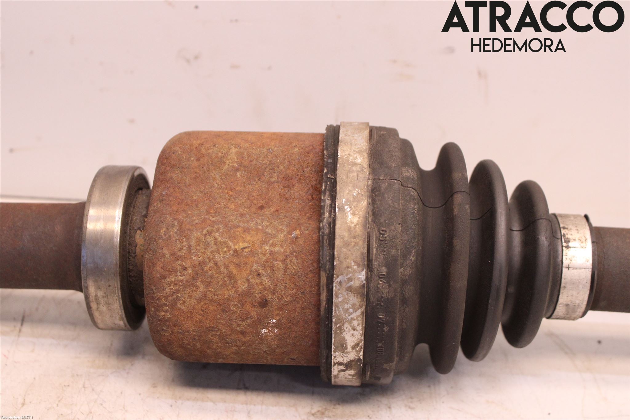 Renault TRAFIC   02-14 Drivaxel Fram Höger