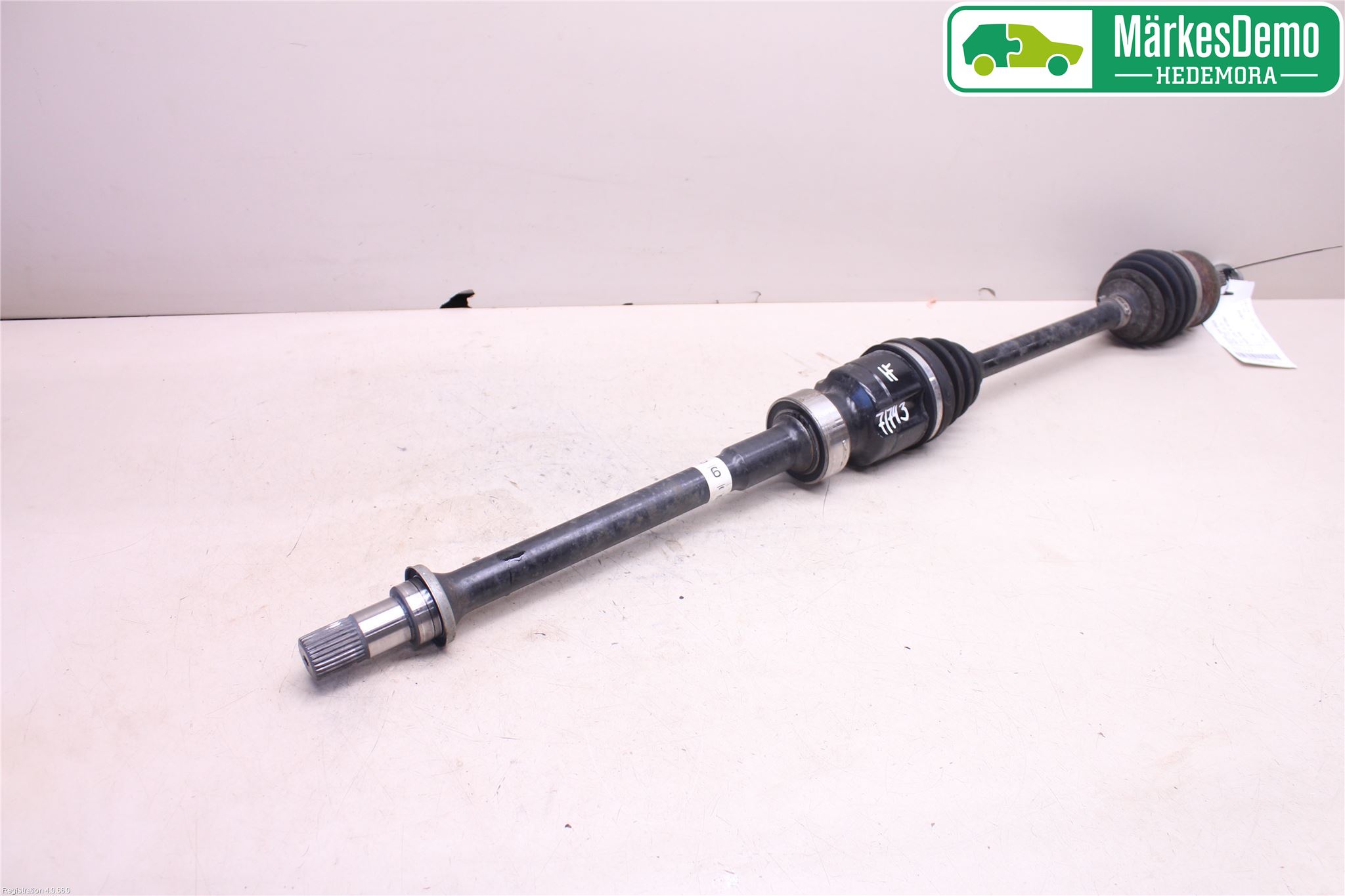 Mazda 3 III 14-19 Drivaxel Fram Höger