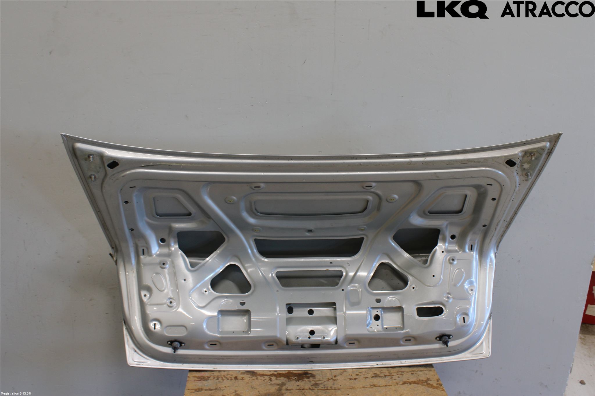 Audi A6/S6     05-11 Baklucka (Ej Med Ruta)